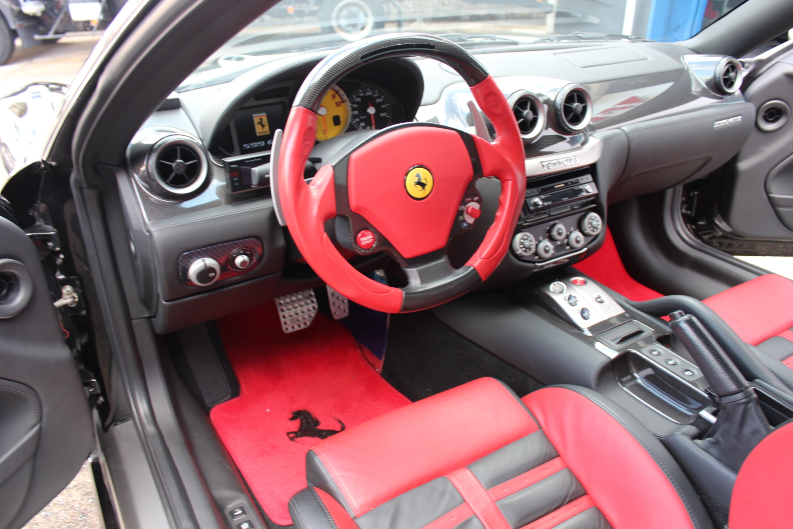 Ferrari 599 GTB (photo: 5)
