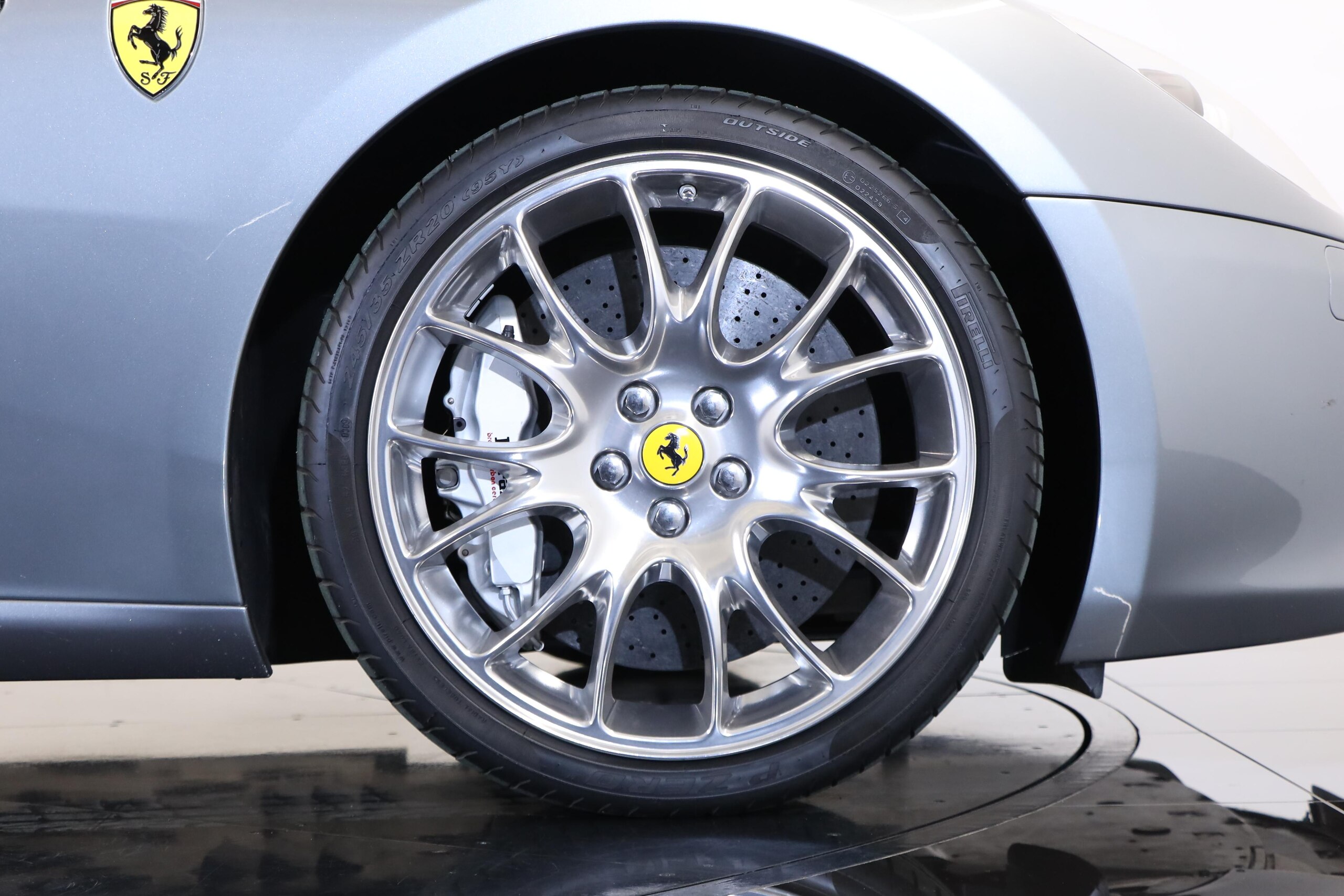 Ferrari 599 GTB Fiorano (photo: 14)