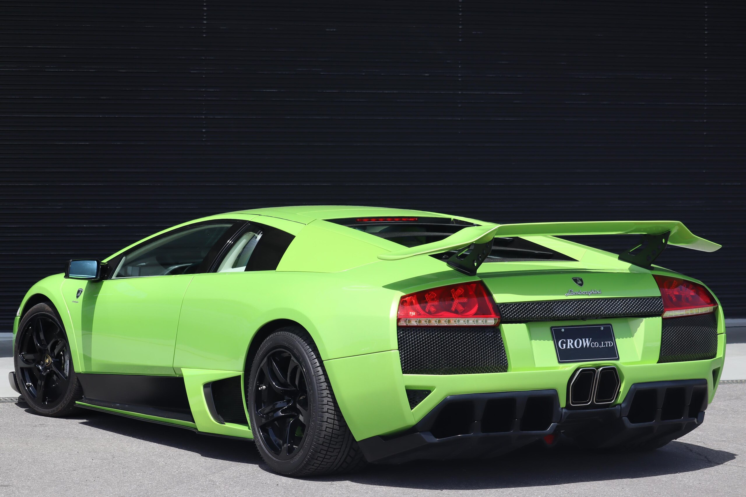 Lamborghini Murcielago LP640 (photo: 2)