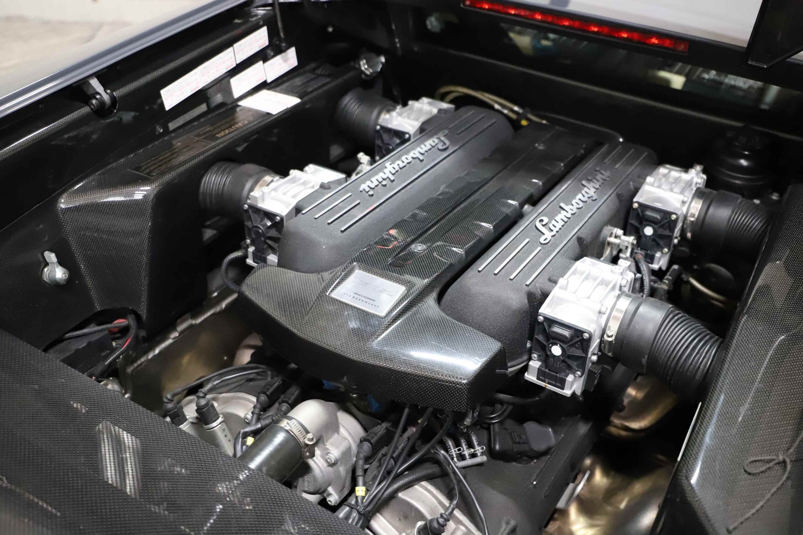 Lamborghini Murcielago LP640 (photo: 12)