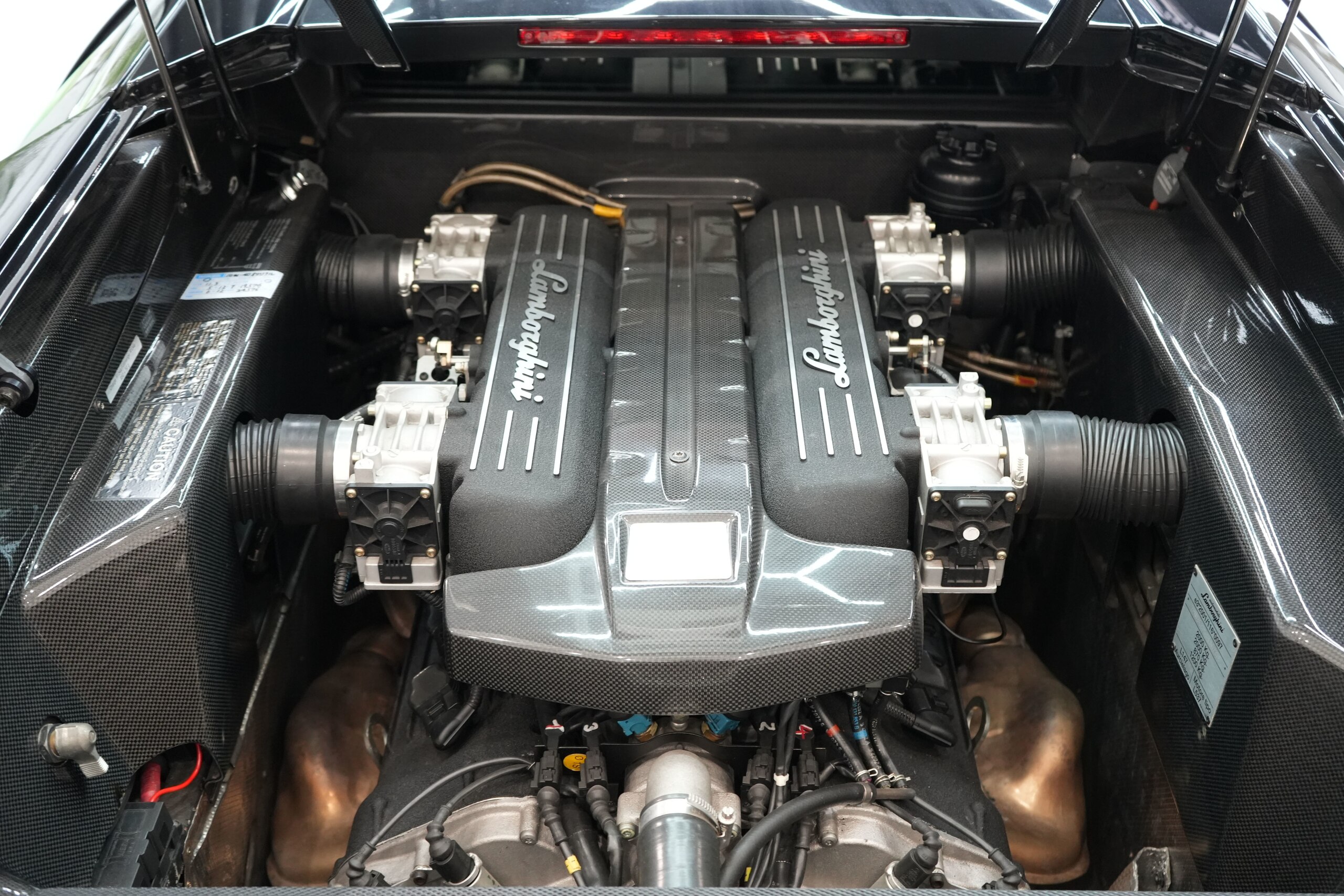 Lamborghini Murcielago LP640 (photo: 18)