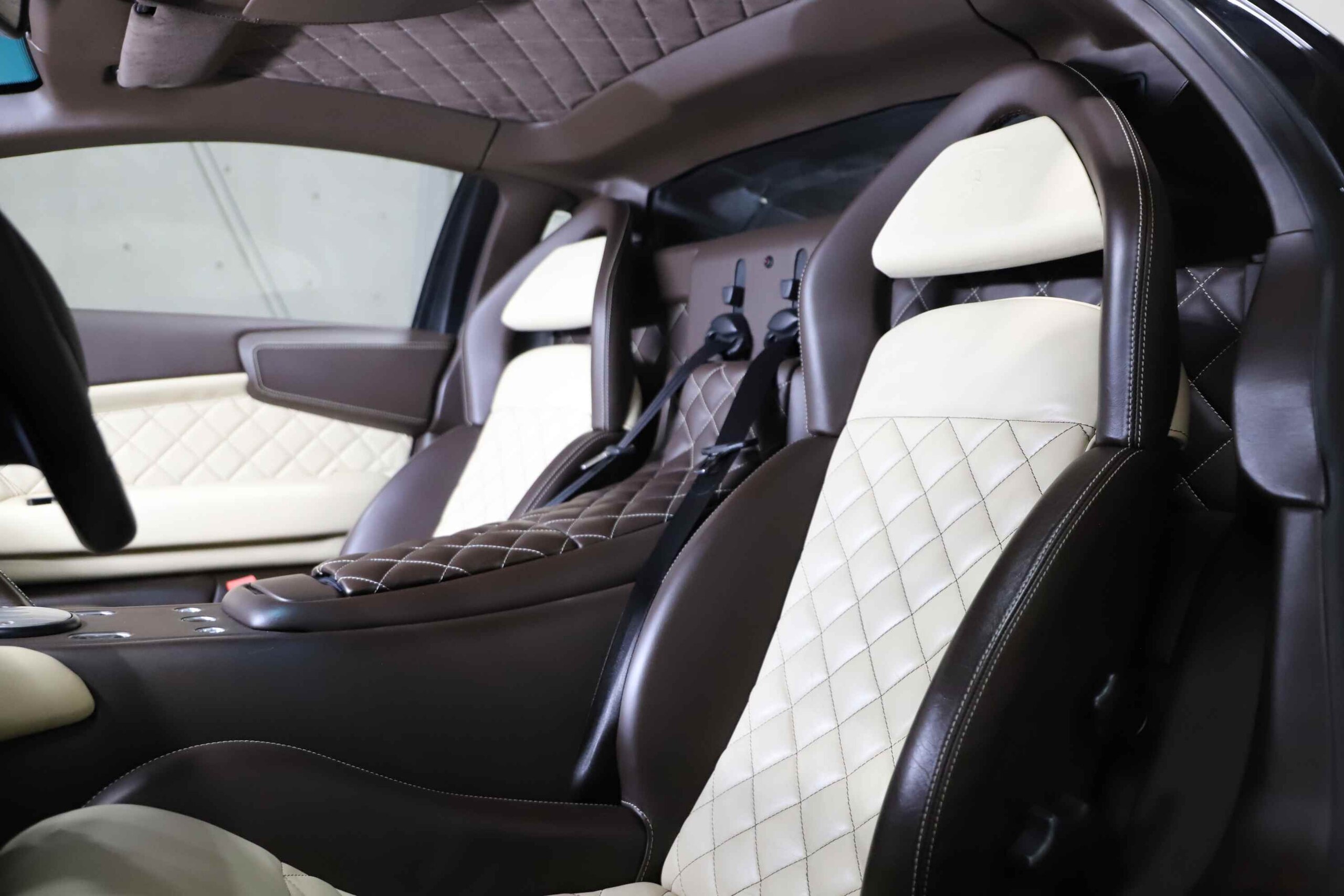 Lamborghini Murcielago LP640 (photo: 5)