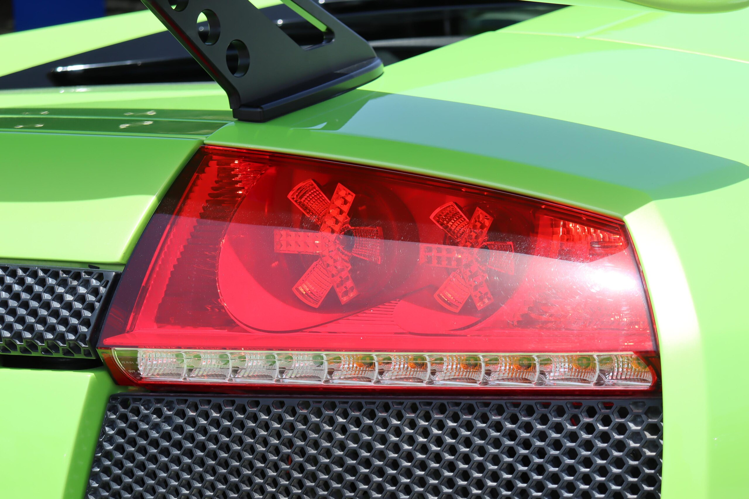 Lamborghini Murcielago LP640 (photo: 16)