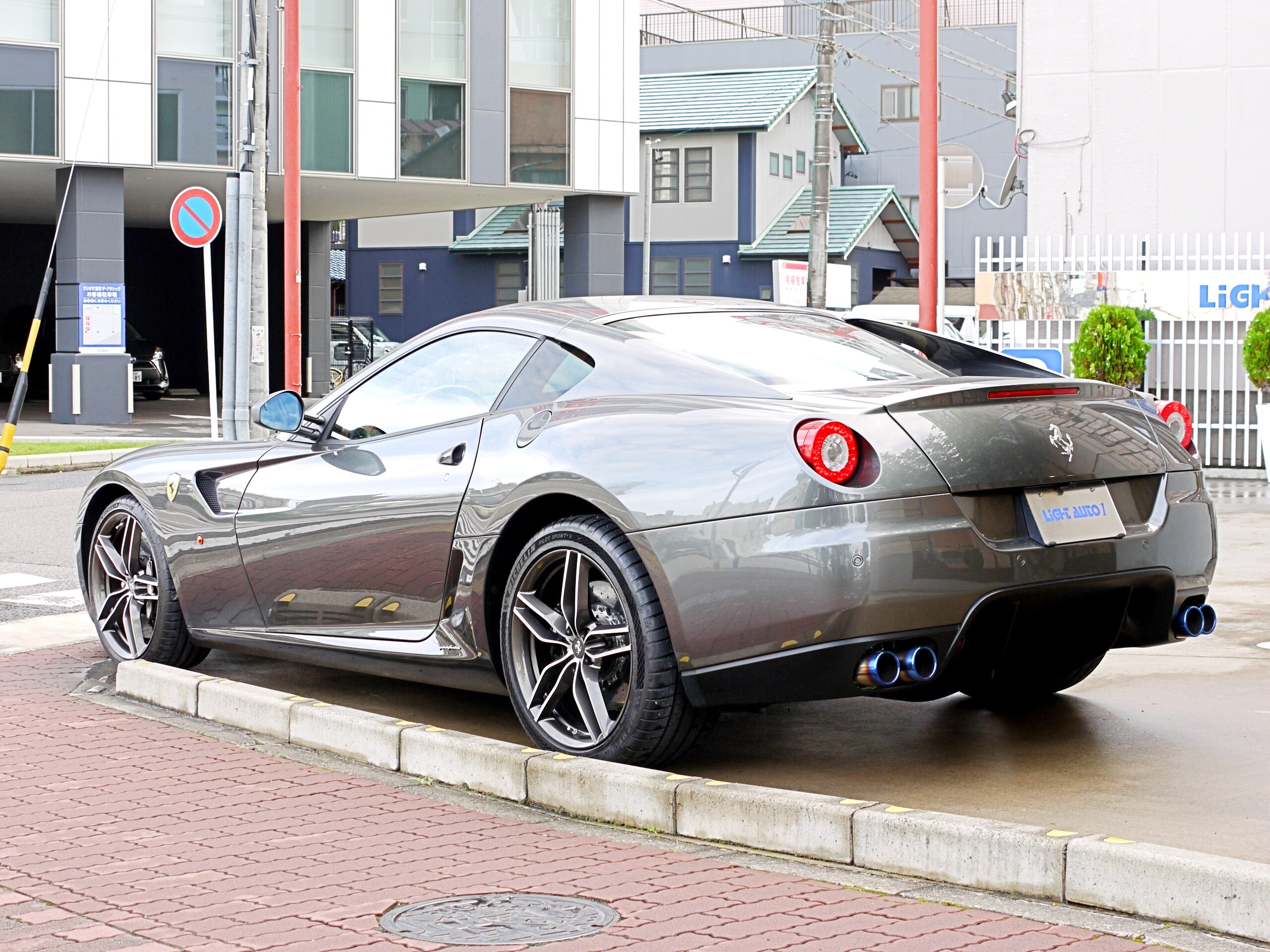 Ferrari 599 (photo: 3)