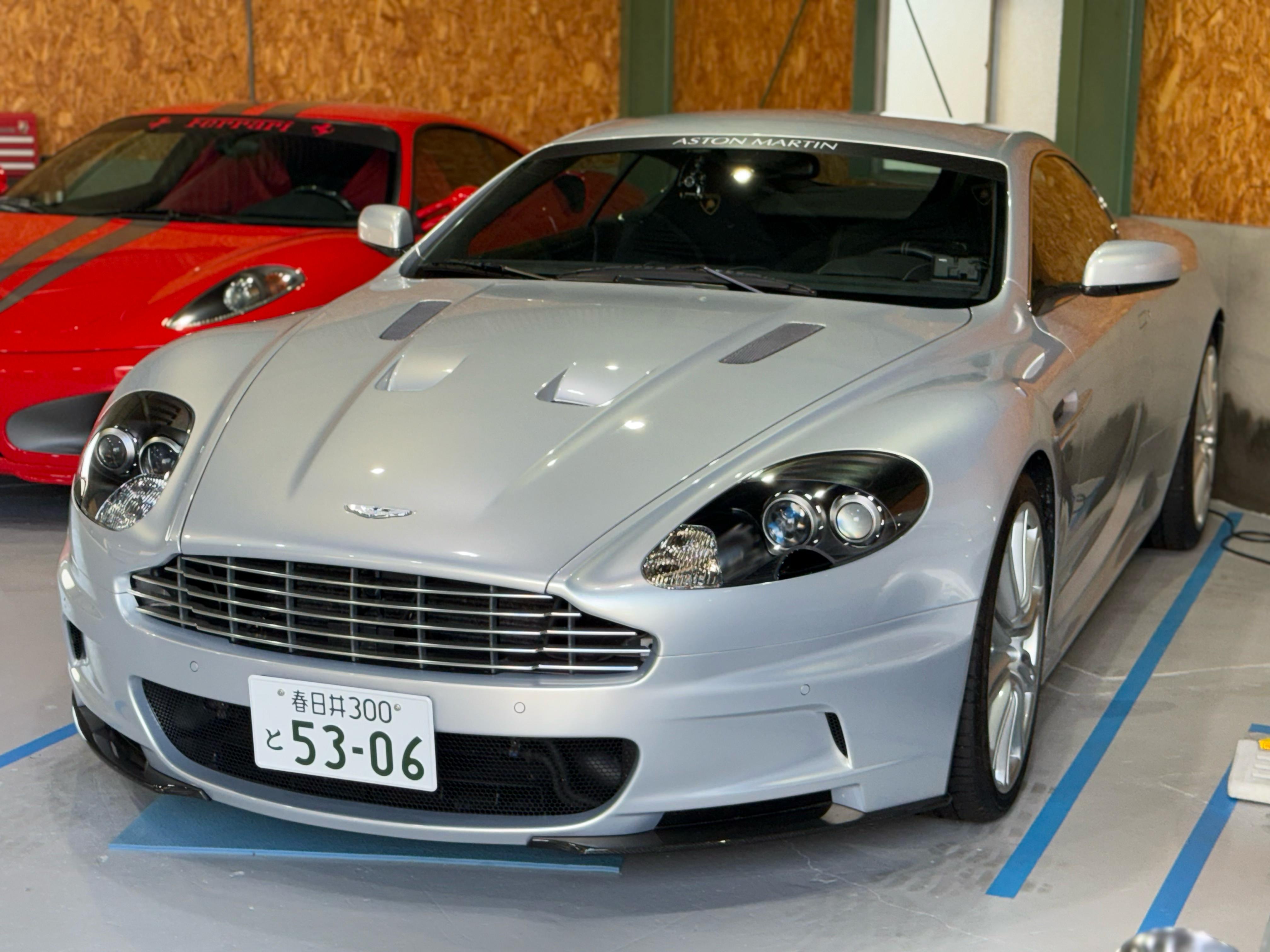 Aston Martin DBS (photo: 1)