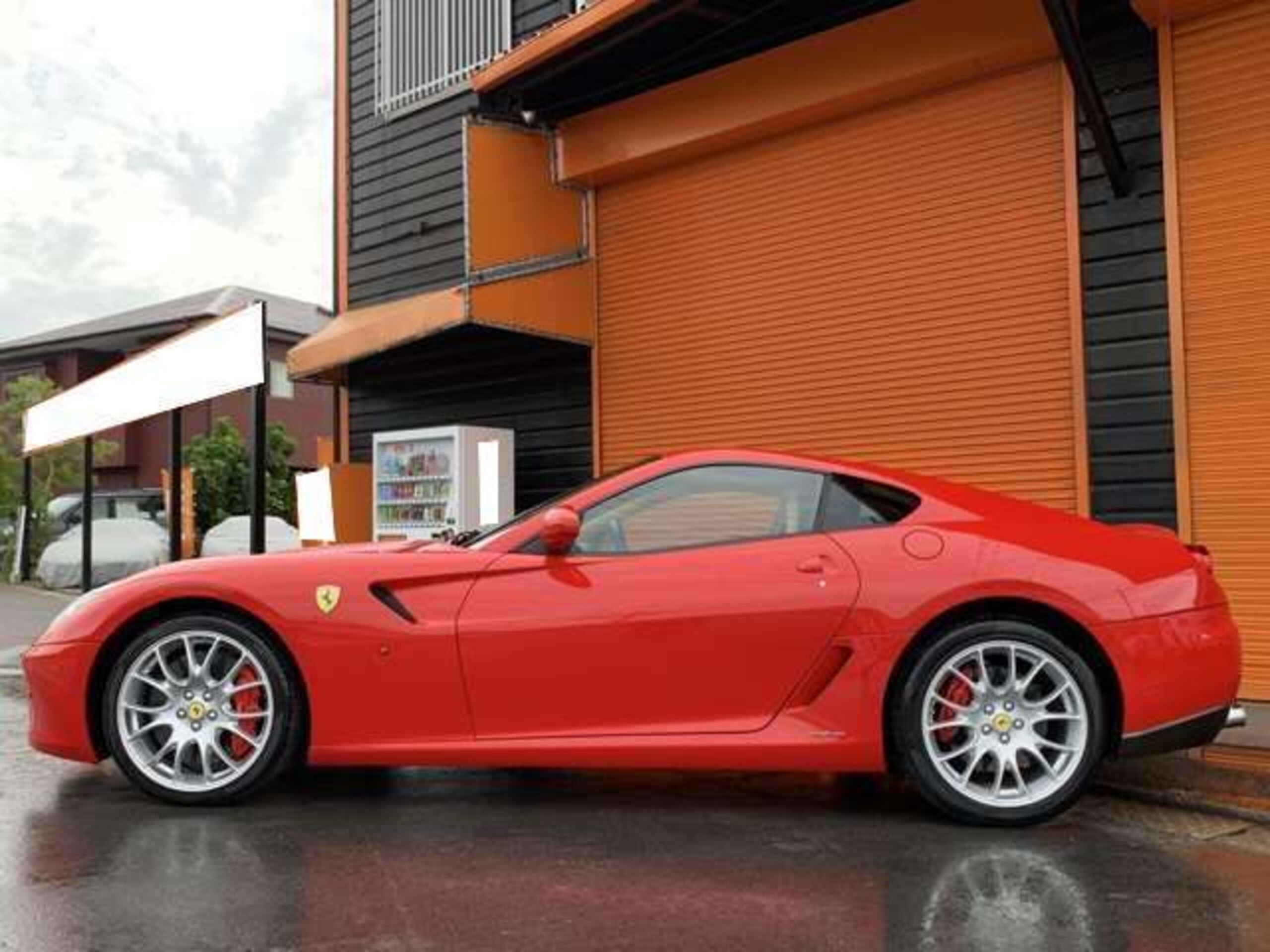 Ferrari 599 (photo: 6)