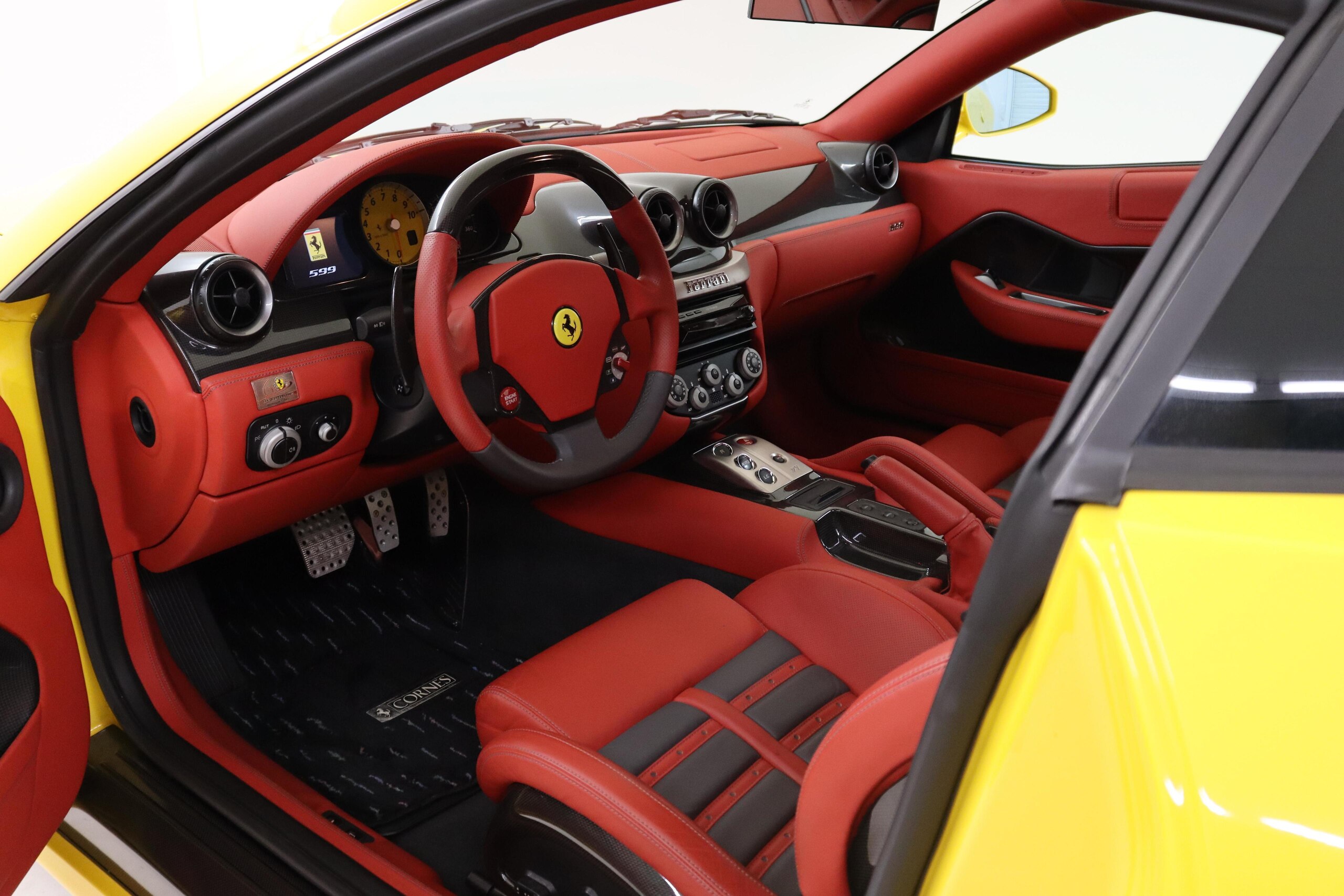 Ferrari 599 (photo: 7)