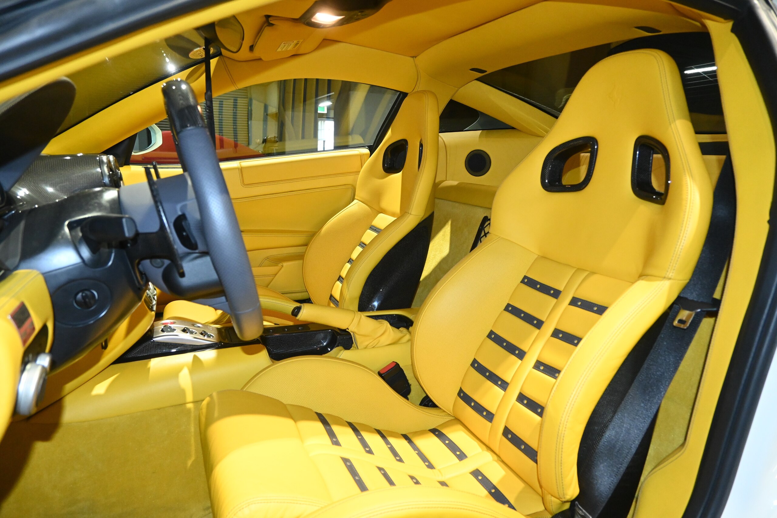 Ferrari 599 (photo: 8)