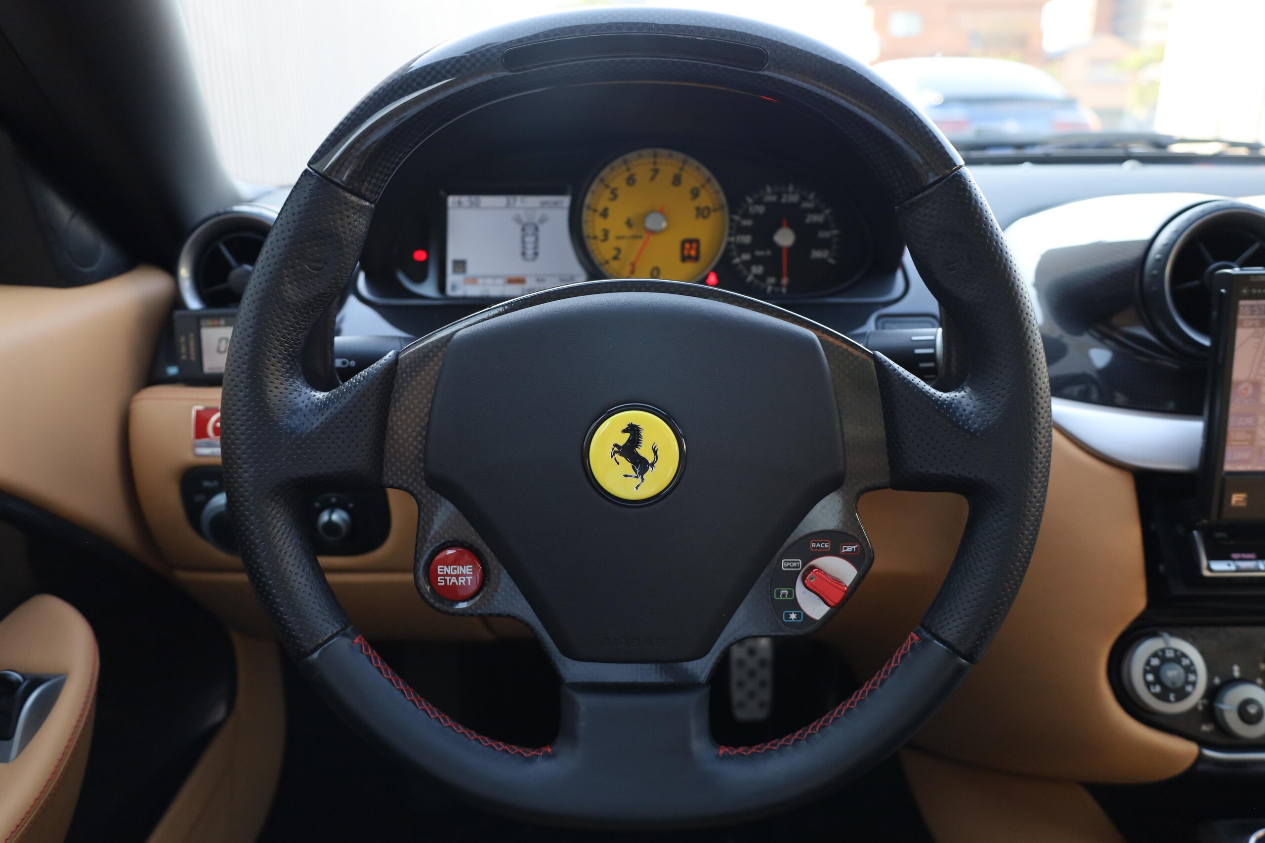 Ferrari 599 (photo: 8)