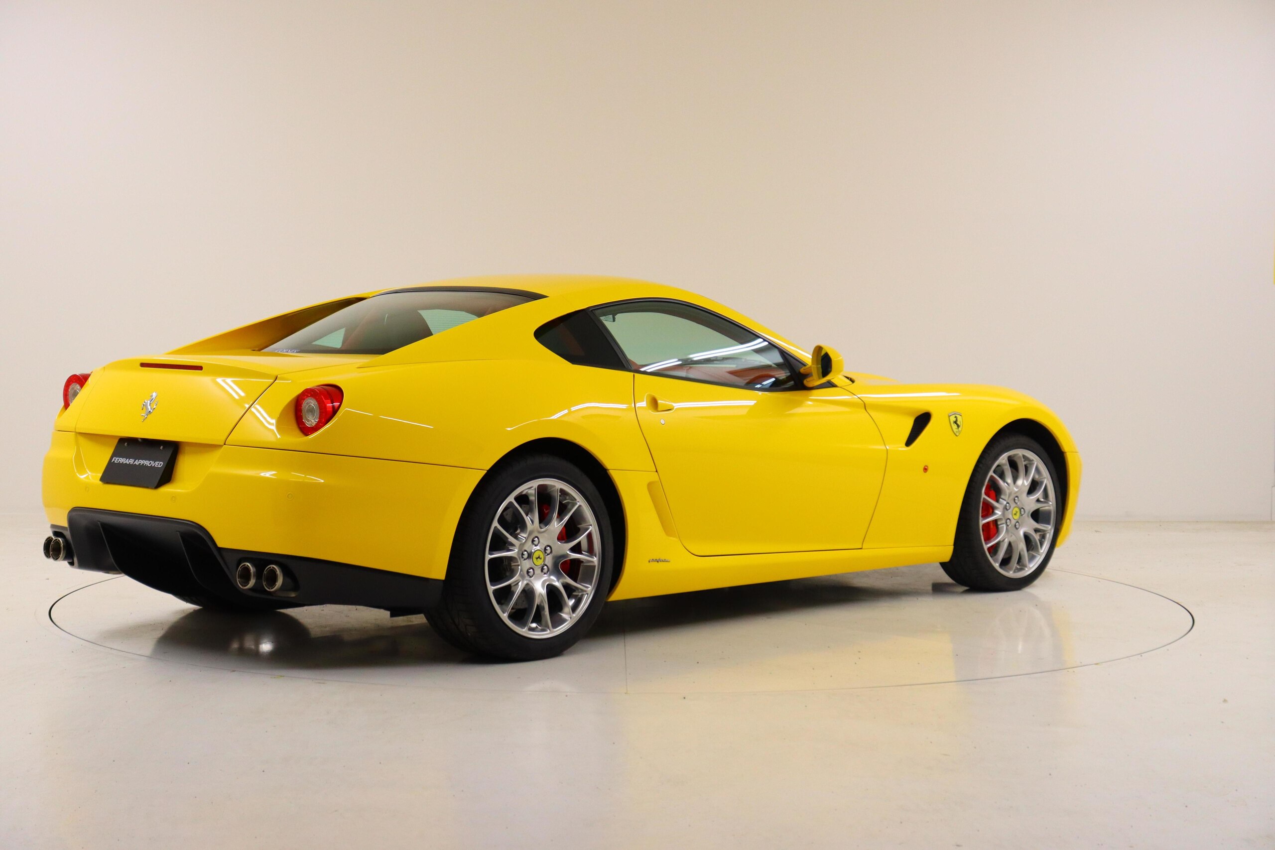 Ferrari 599 (photo: 3)