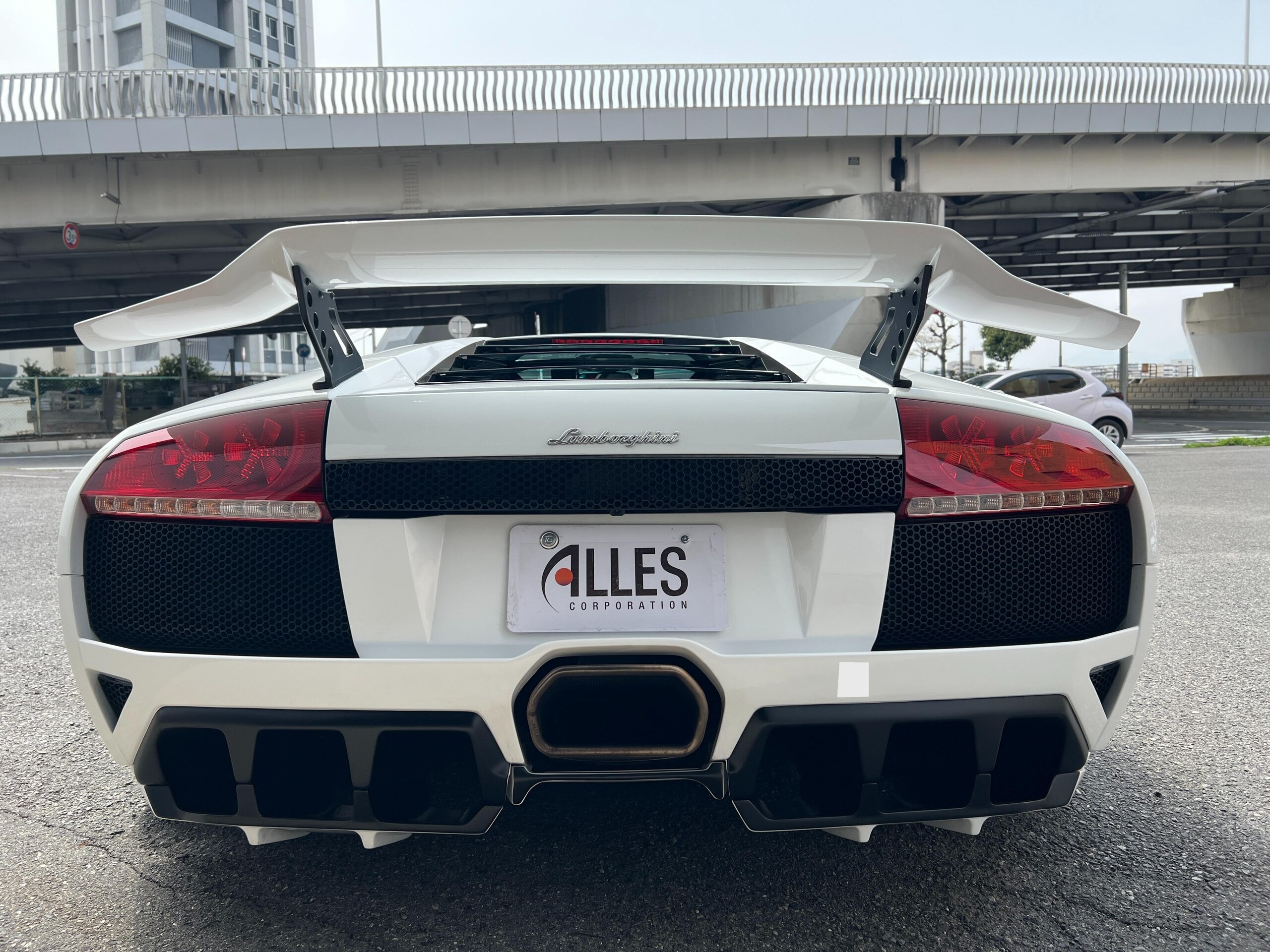Lamborghini Murcielago LP640 (photo: 3)