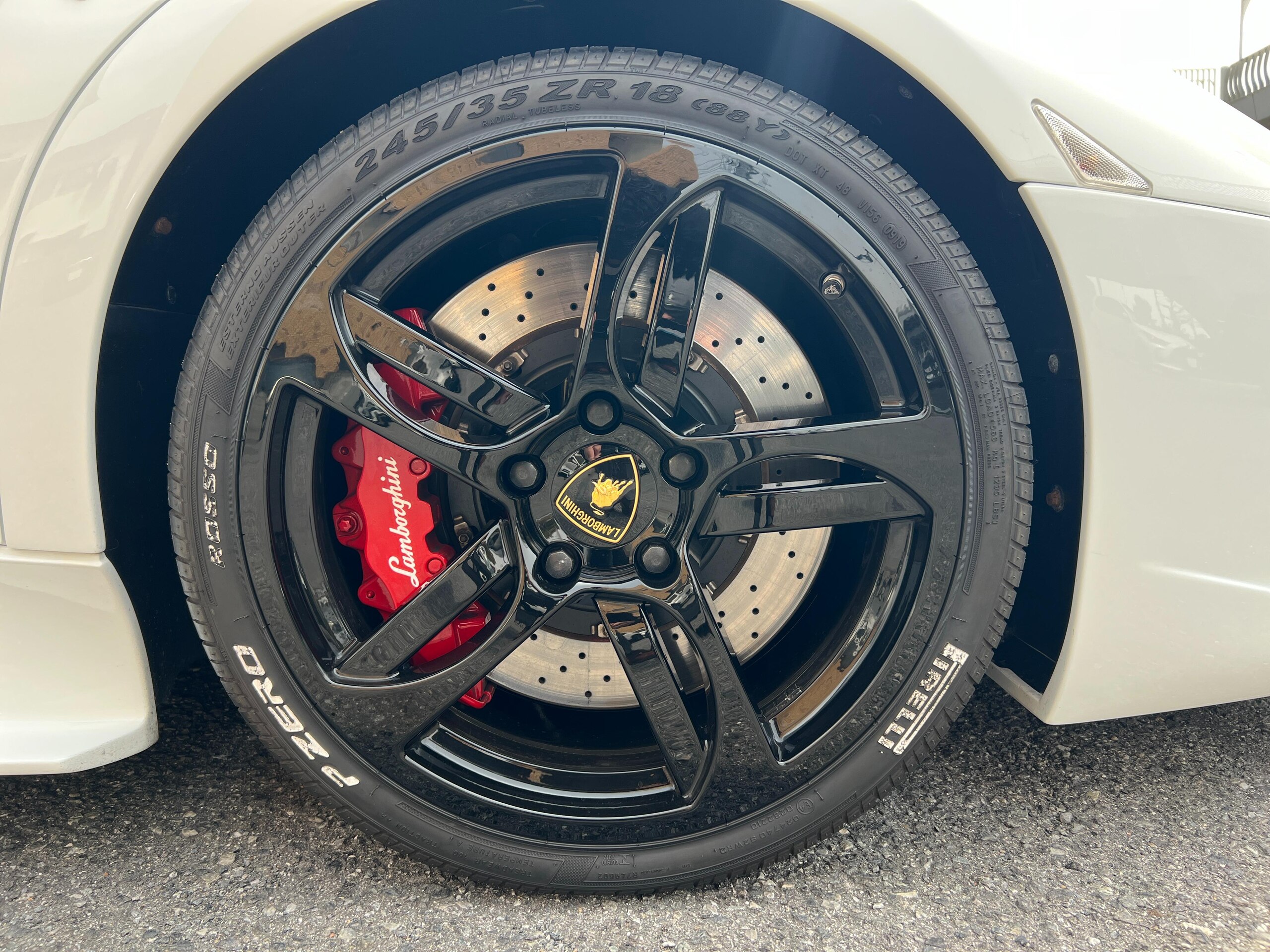 Lamborghini Murcielago LP640 (photo: 18)
