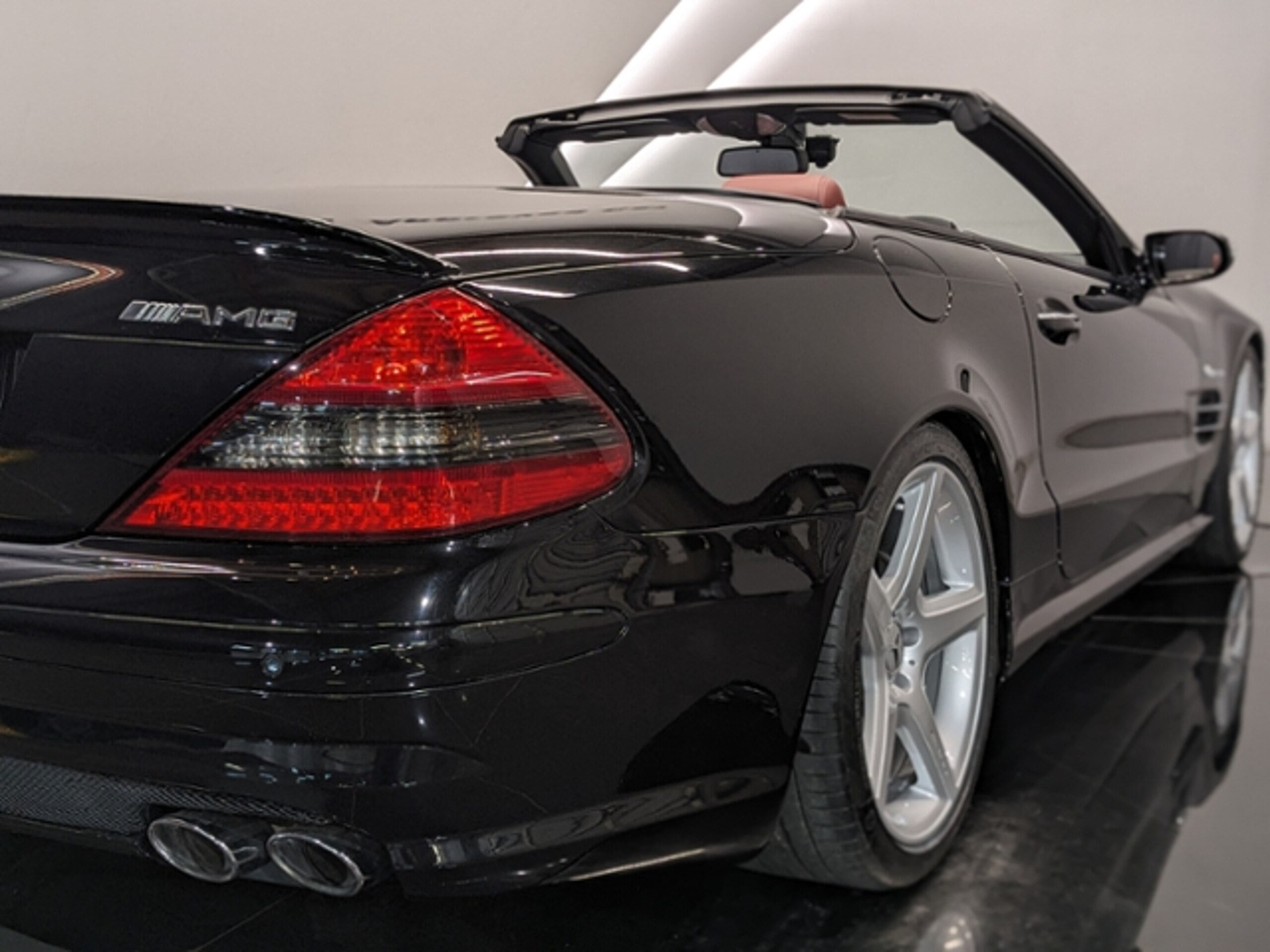 Mercedes Benz SL55 AMG (photo: 22)