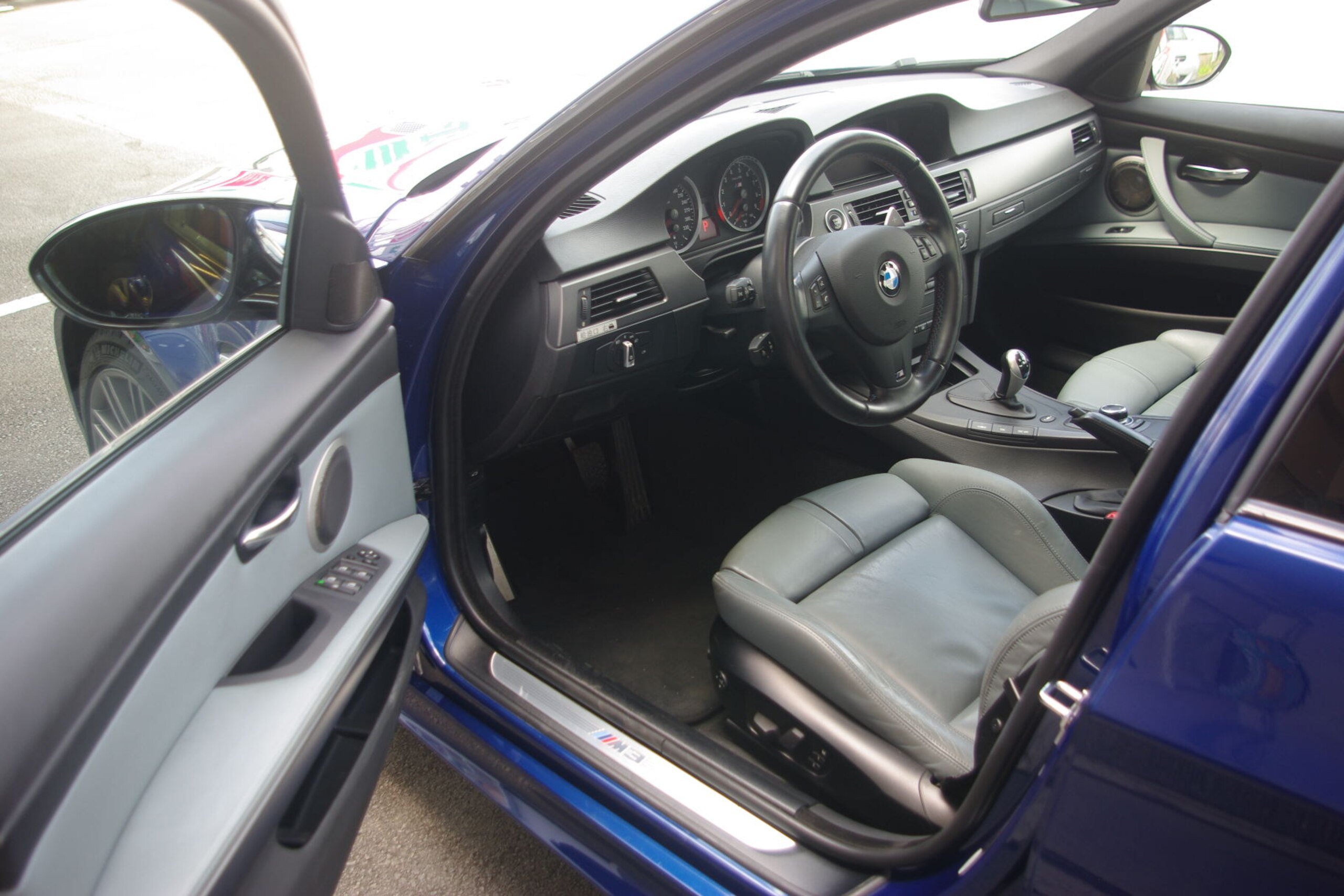 BMW M3 Sedan (photo: 5)