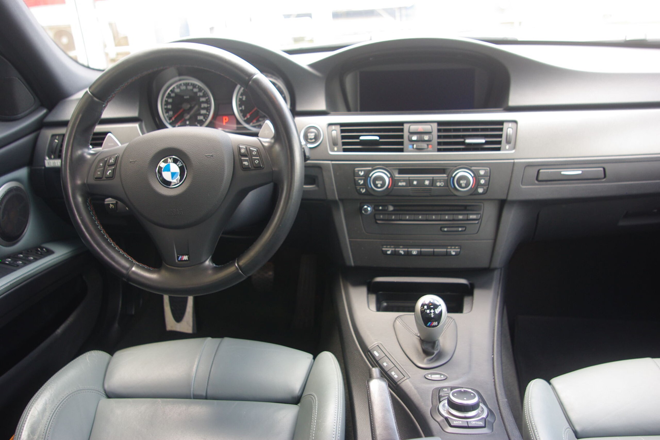 BMW M3 Sedan (photo: 7)
