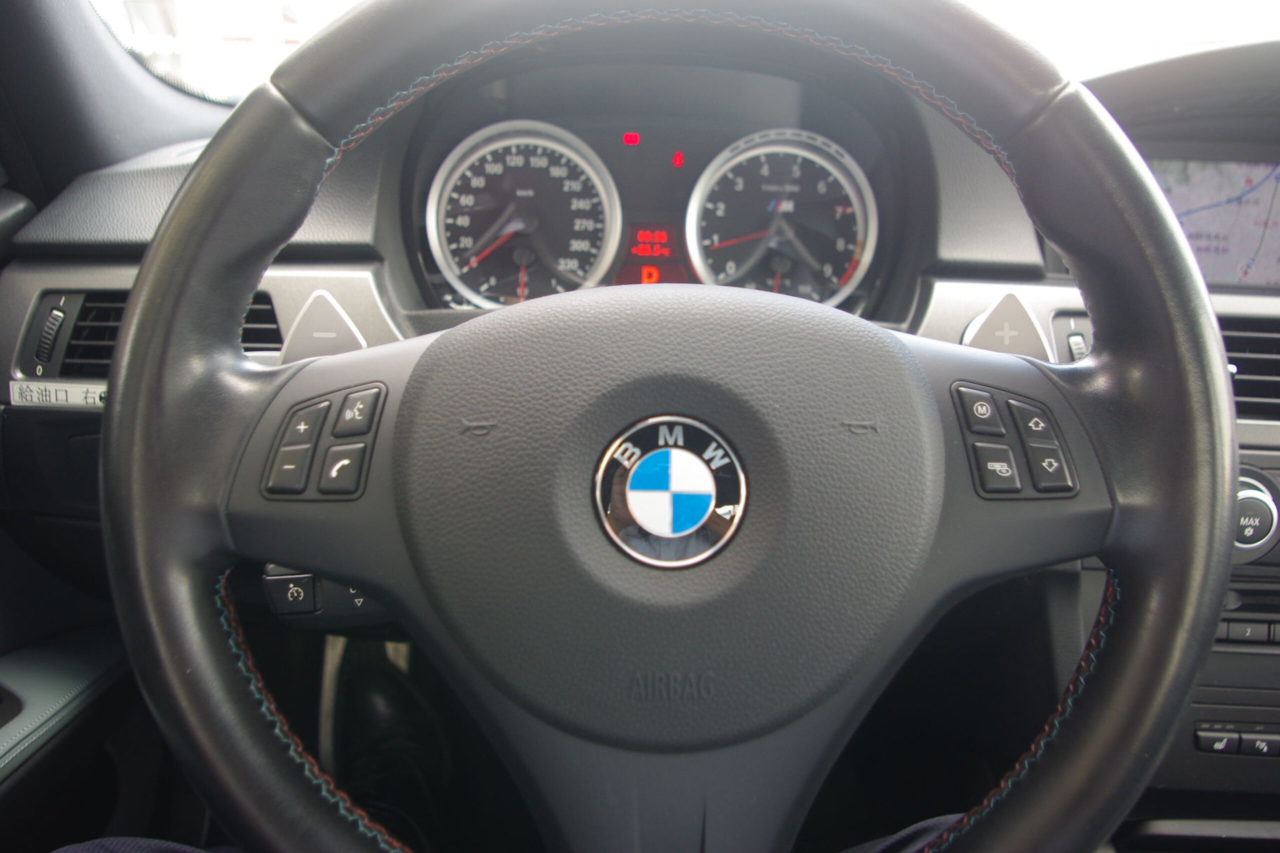 BMW M3 Sedan (photo: 8)