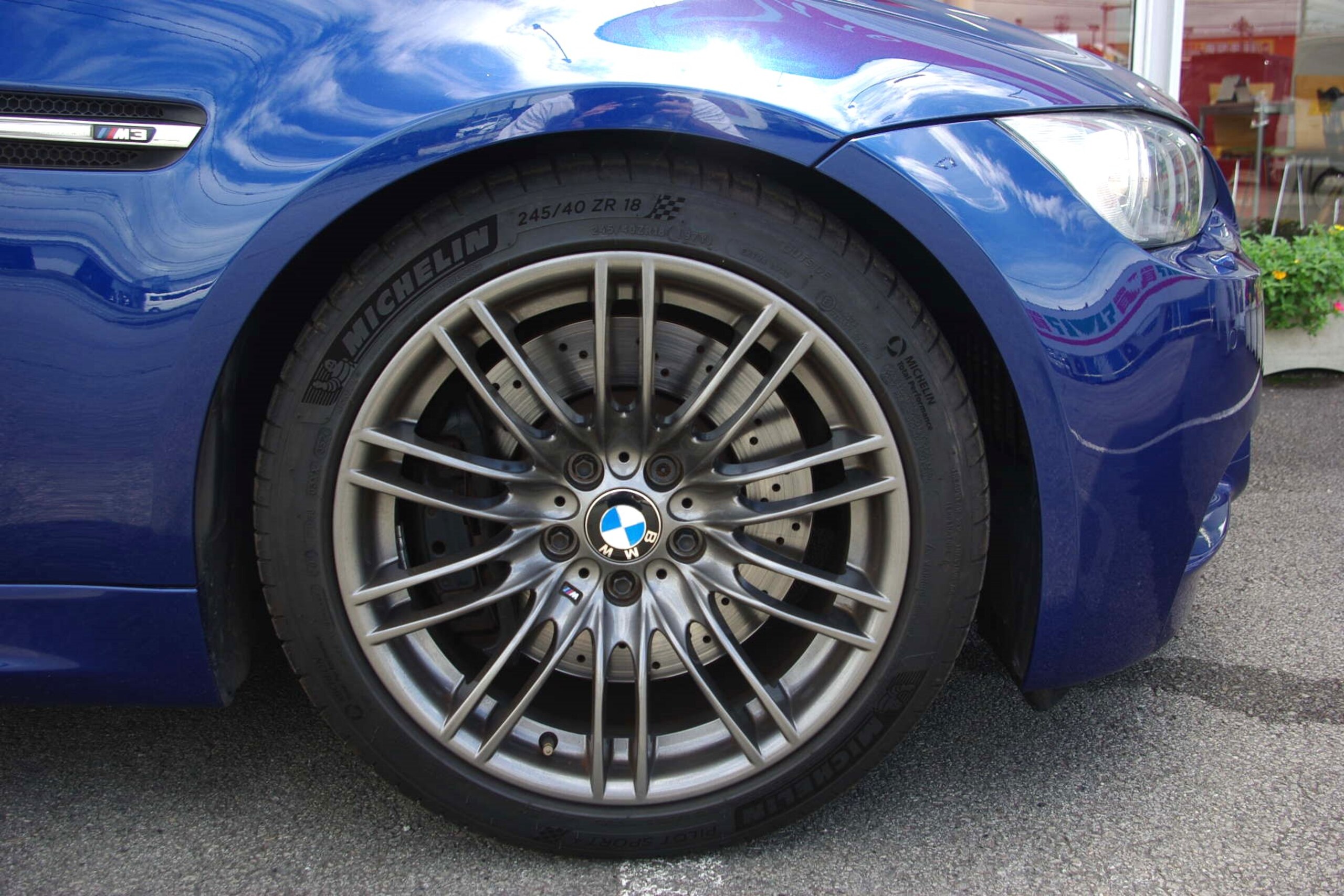 BMW M3 Sedan (photo: 16)