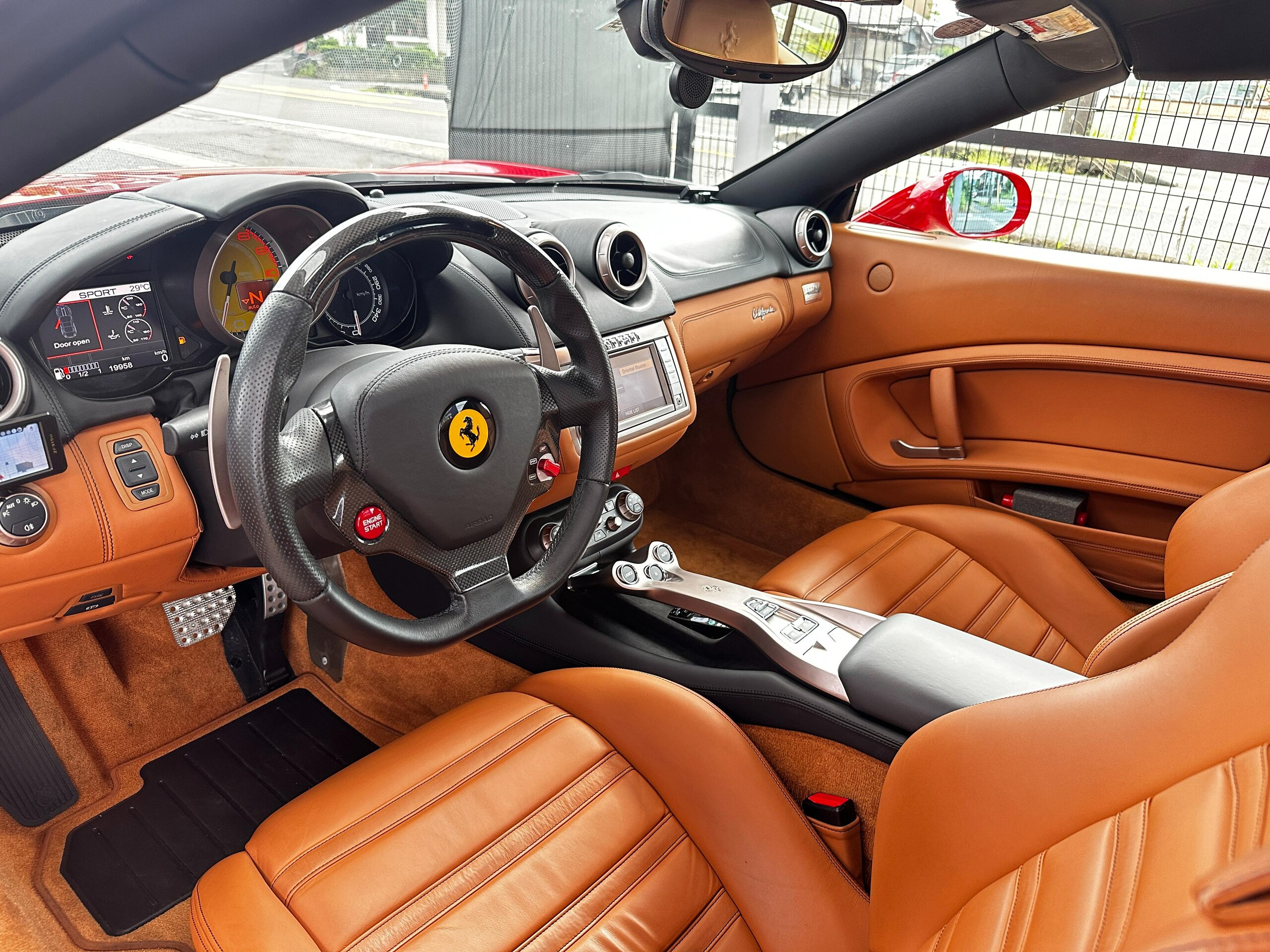 Ferrari California F1 (photo: 8)