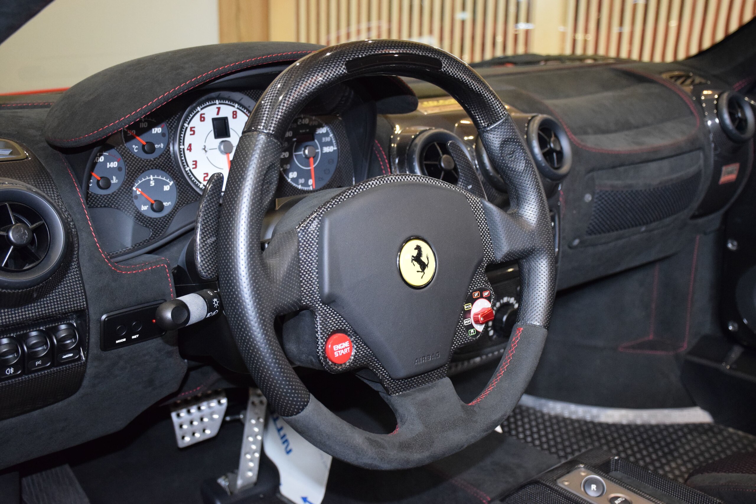 Ferrari Scuderia Spider 16M (photo: 5)