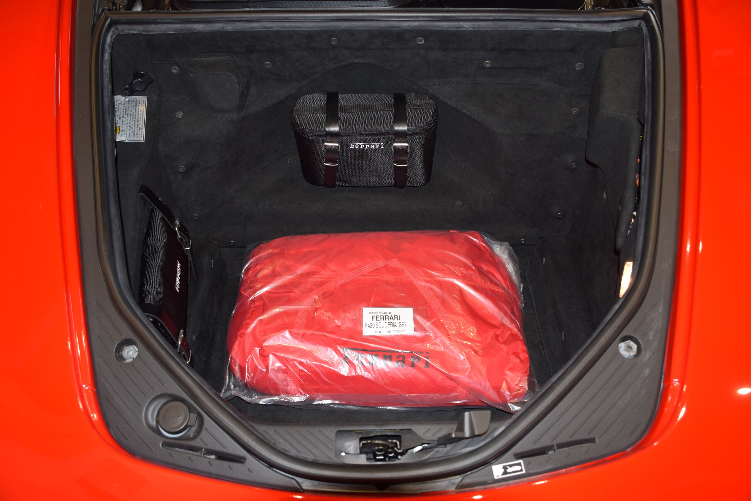 Ferrari Scuderia Spider 16M (photo: 21)