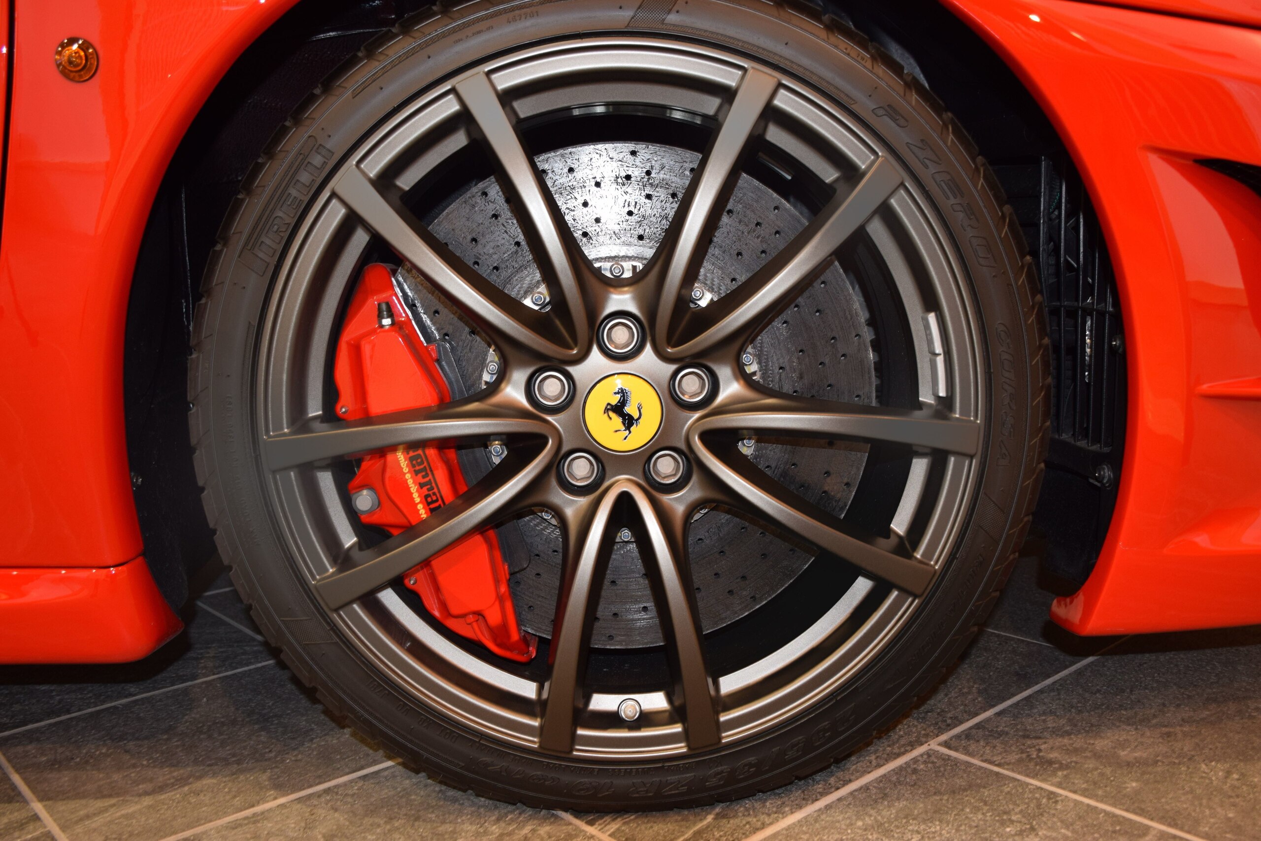 Ferrari Scuderia Spider 16M (photo: 19)