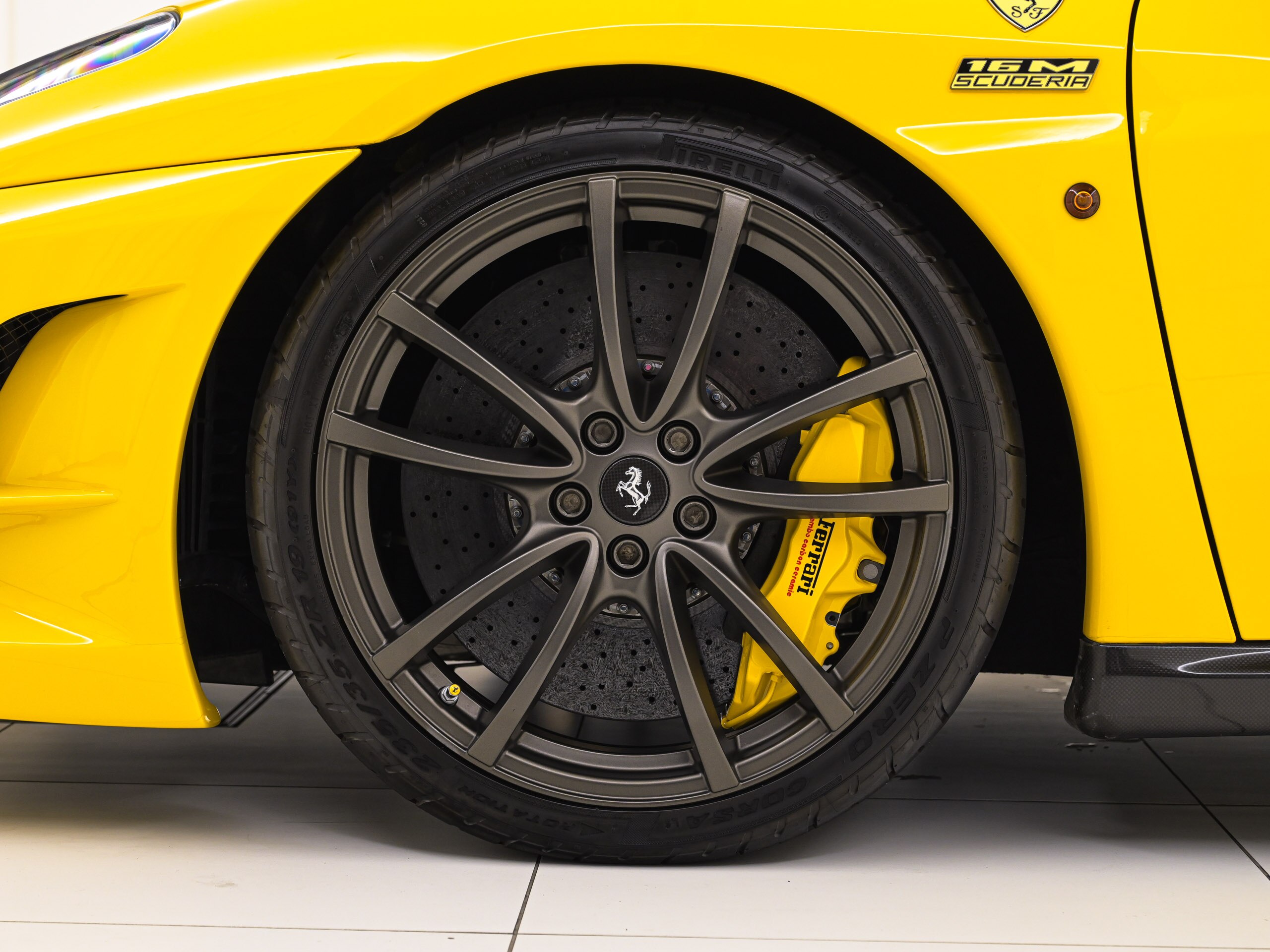 Ferrari Scuderia Spider 16M (photo: 14)