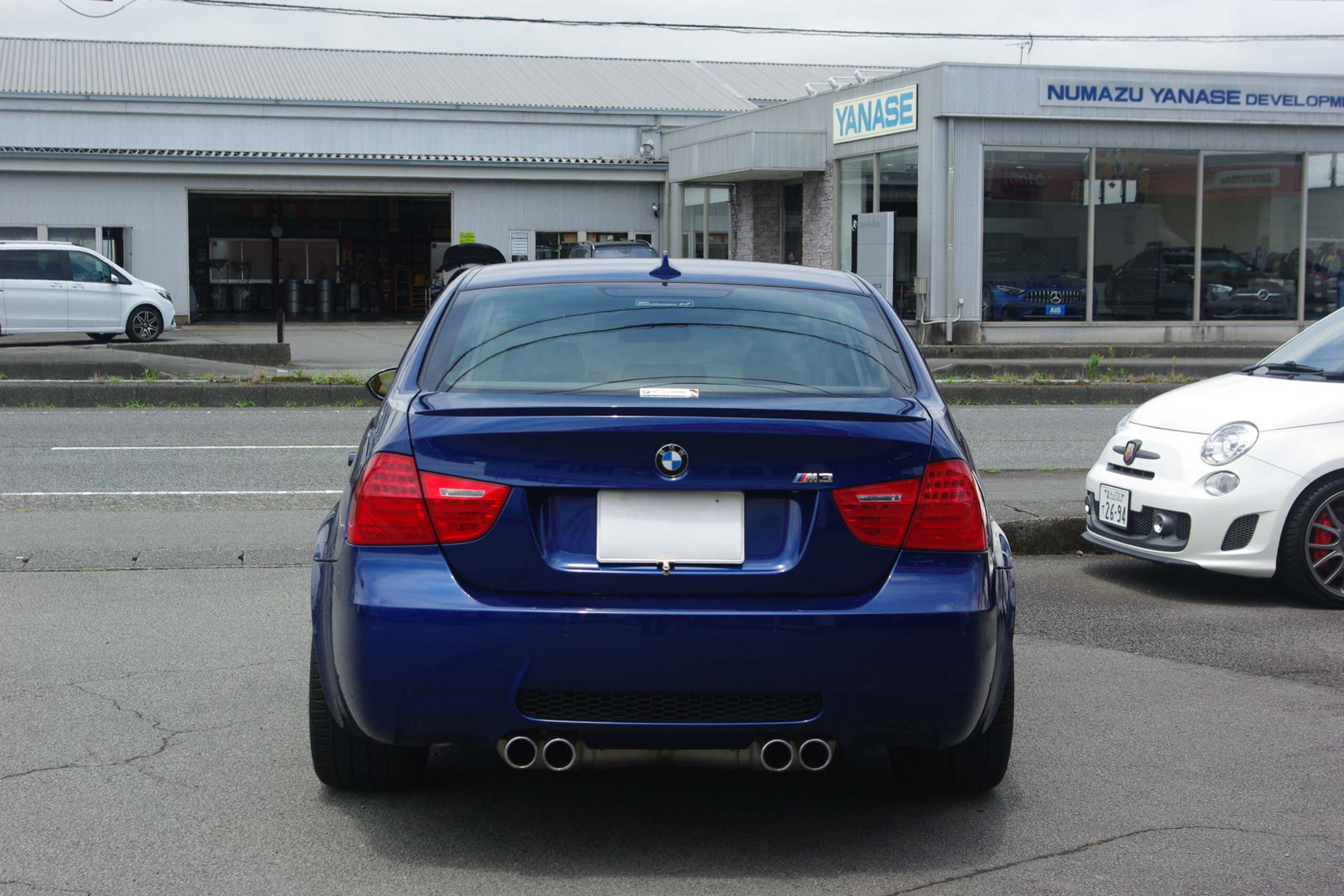 BMW M3 Sedan (photo: 3)