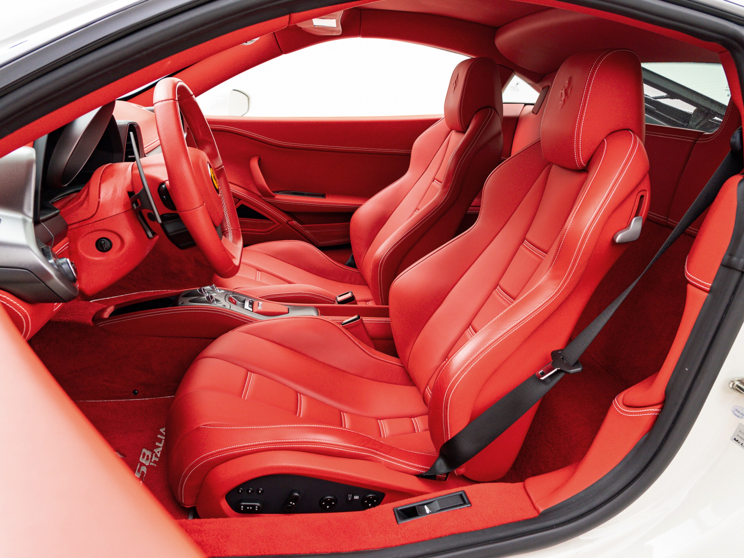Ferrari 458 Italia F1 DCT (photo: 7)