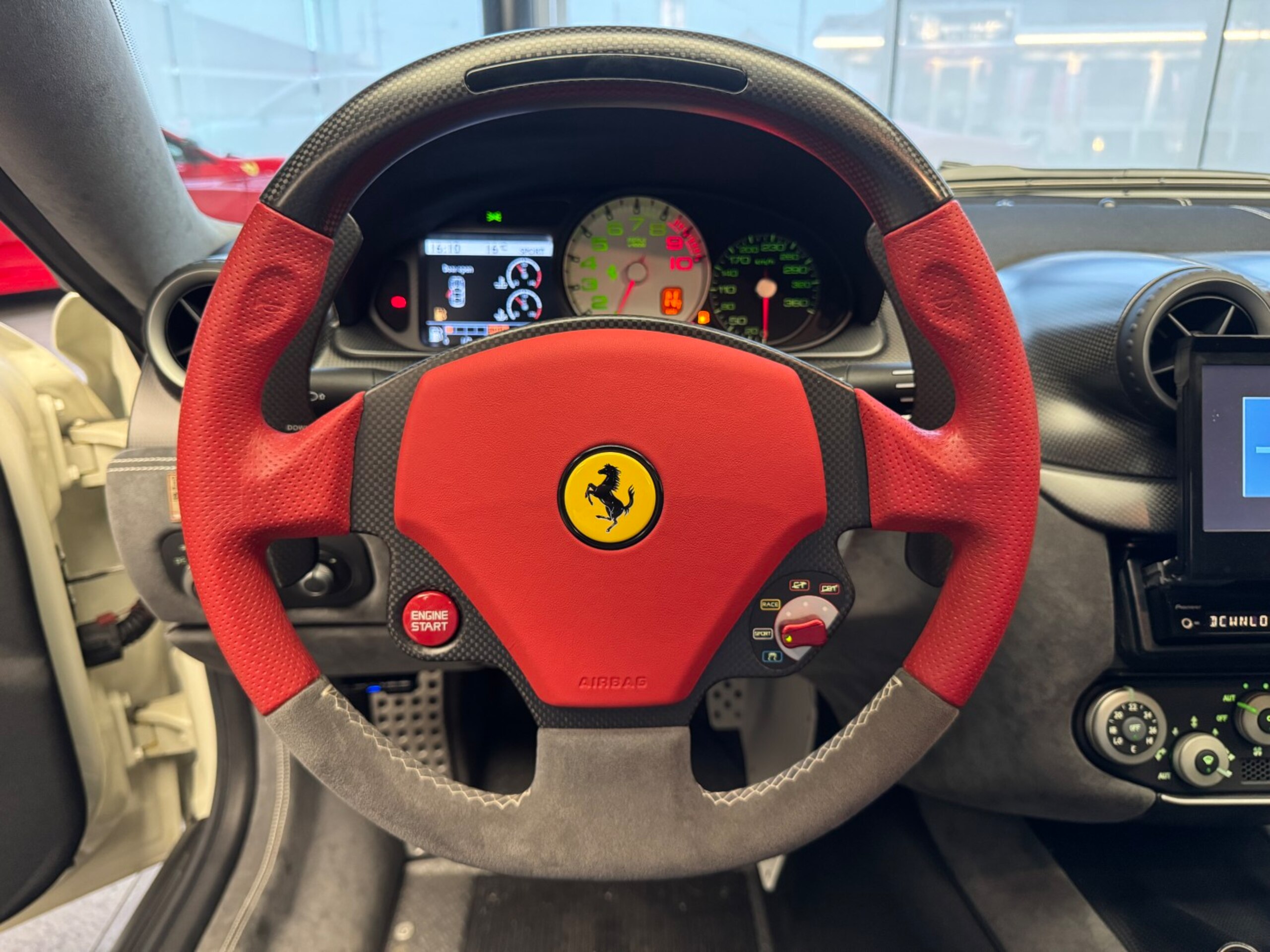 Ferrari 599GTO (photo: 11)