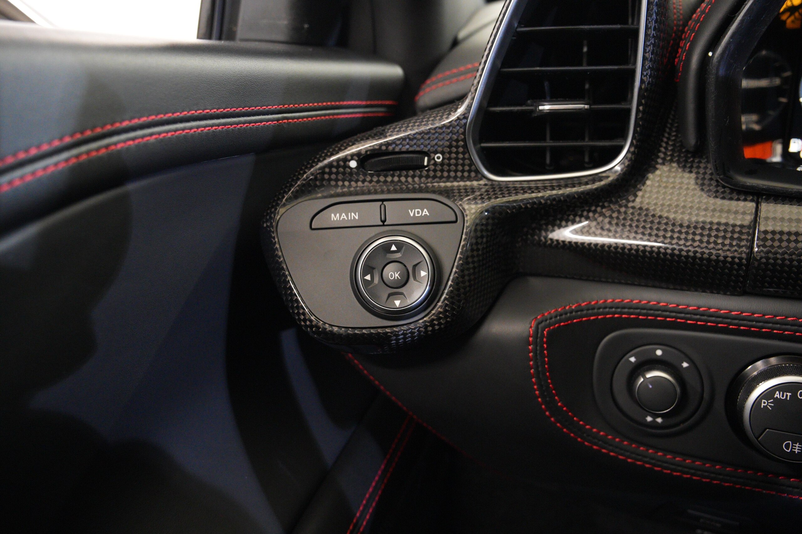 Ferrari 458 Italia F1 DCT (photo: 11)