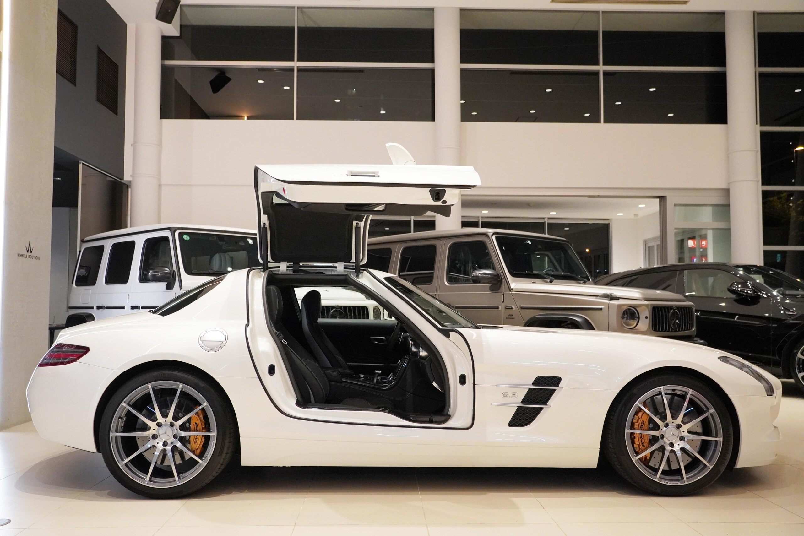 Mercedes Benz SLS AMG (photo: 5)