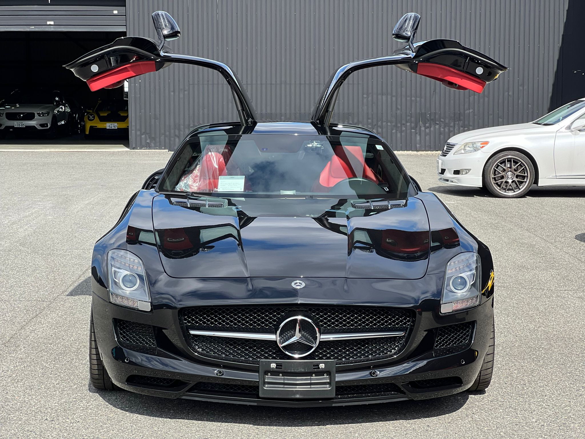 Mercedes Benz SLS AMG (photo: 1)