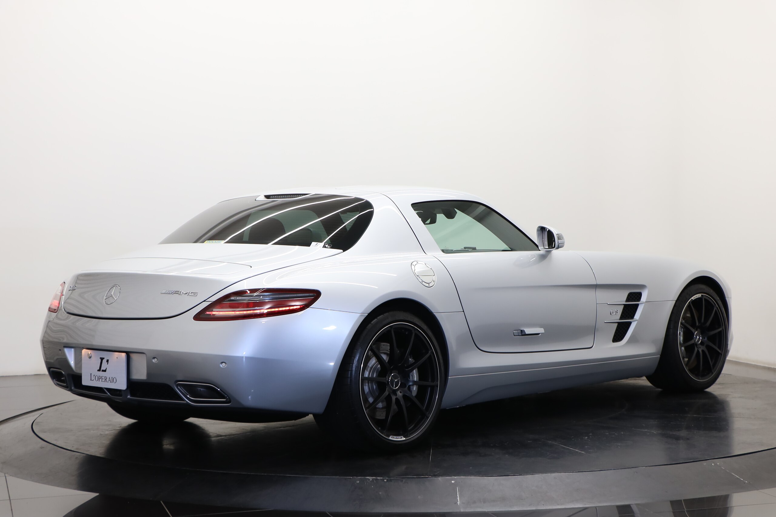 Mercedes Benz SLS AMG (photo: 7)