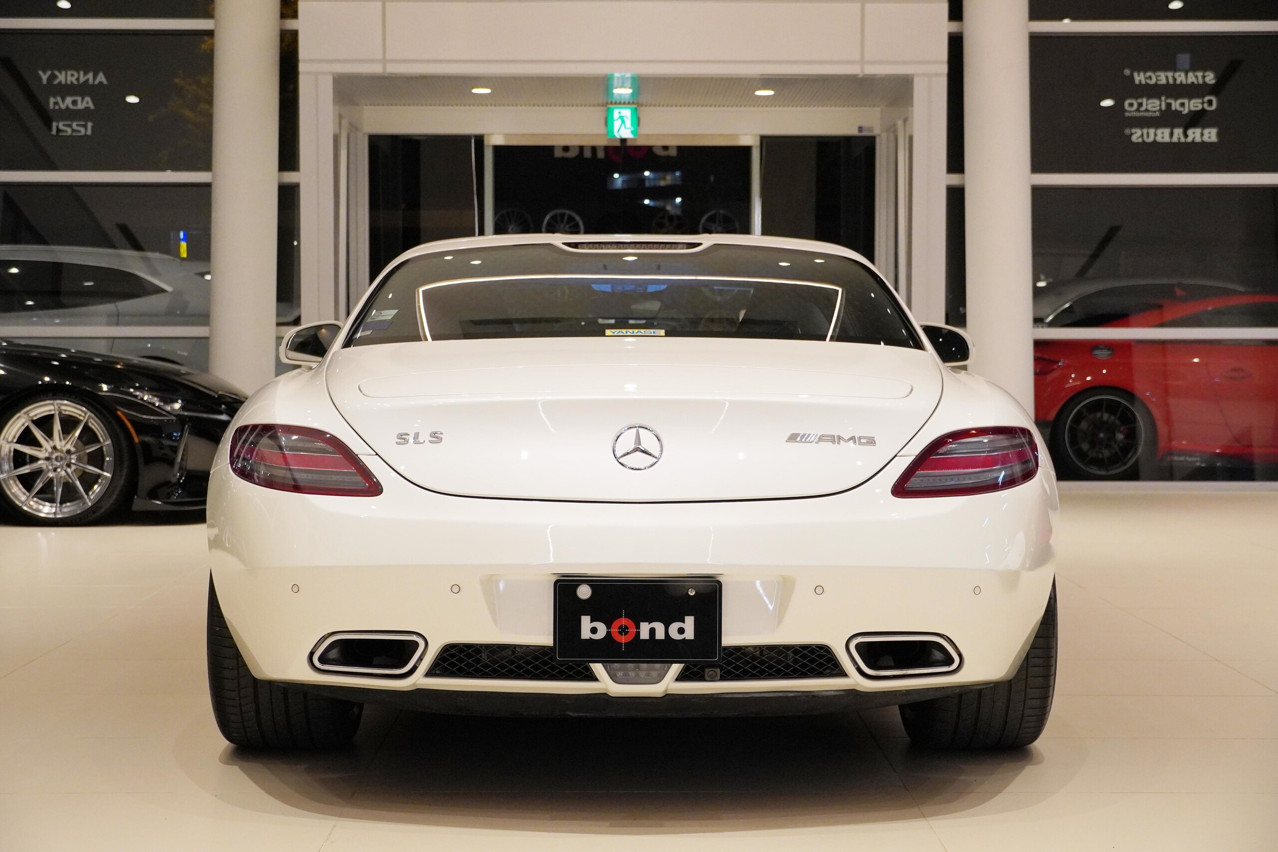 Mercedes Benz SLS AMG (photo: 3)