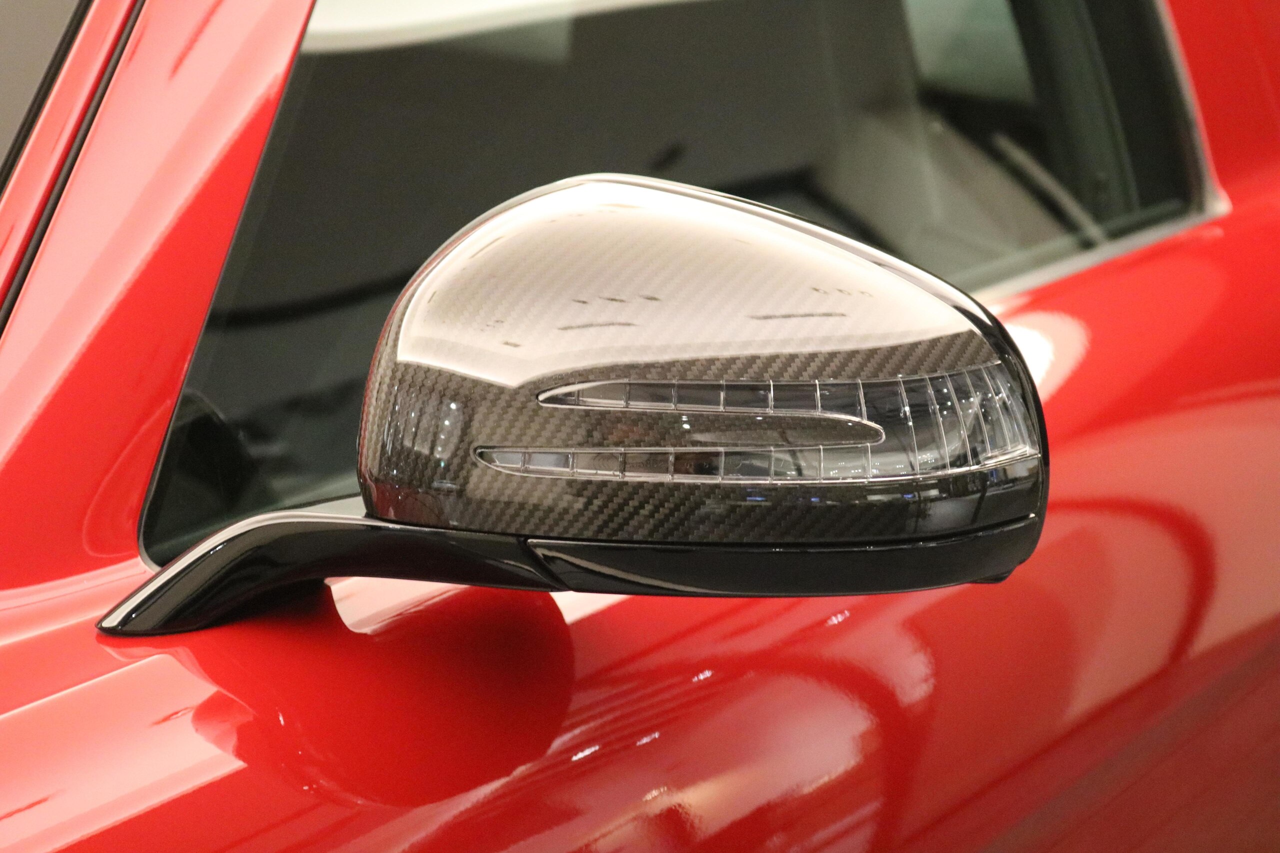 Mercedes Benz SLS AMG (photo: 11)