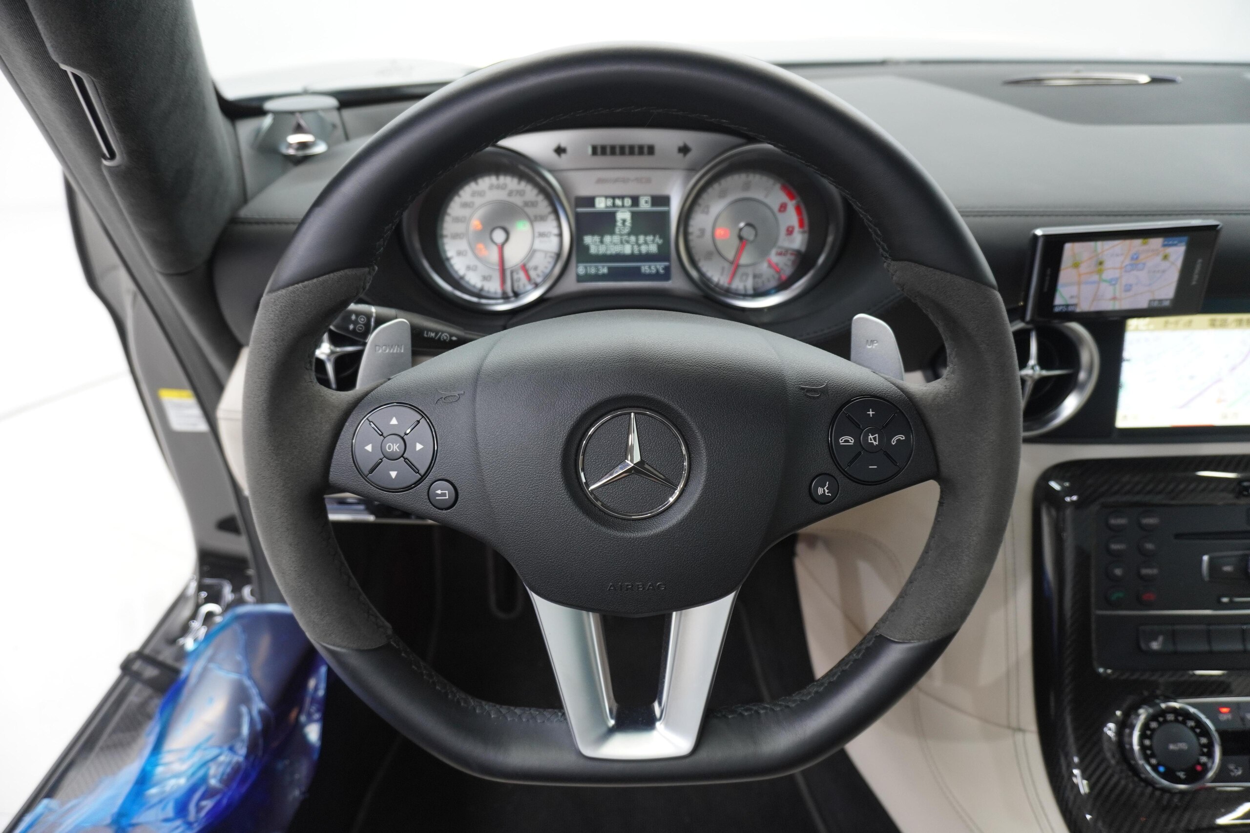 Mercedes Benz SLS AMG (photo: 9)