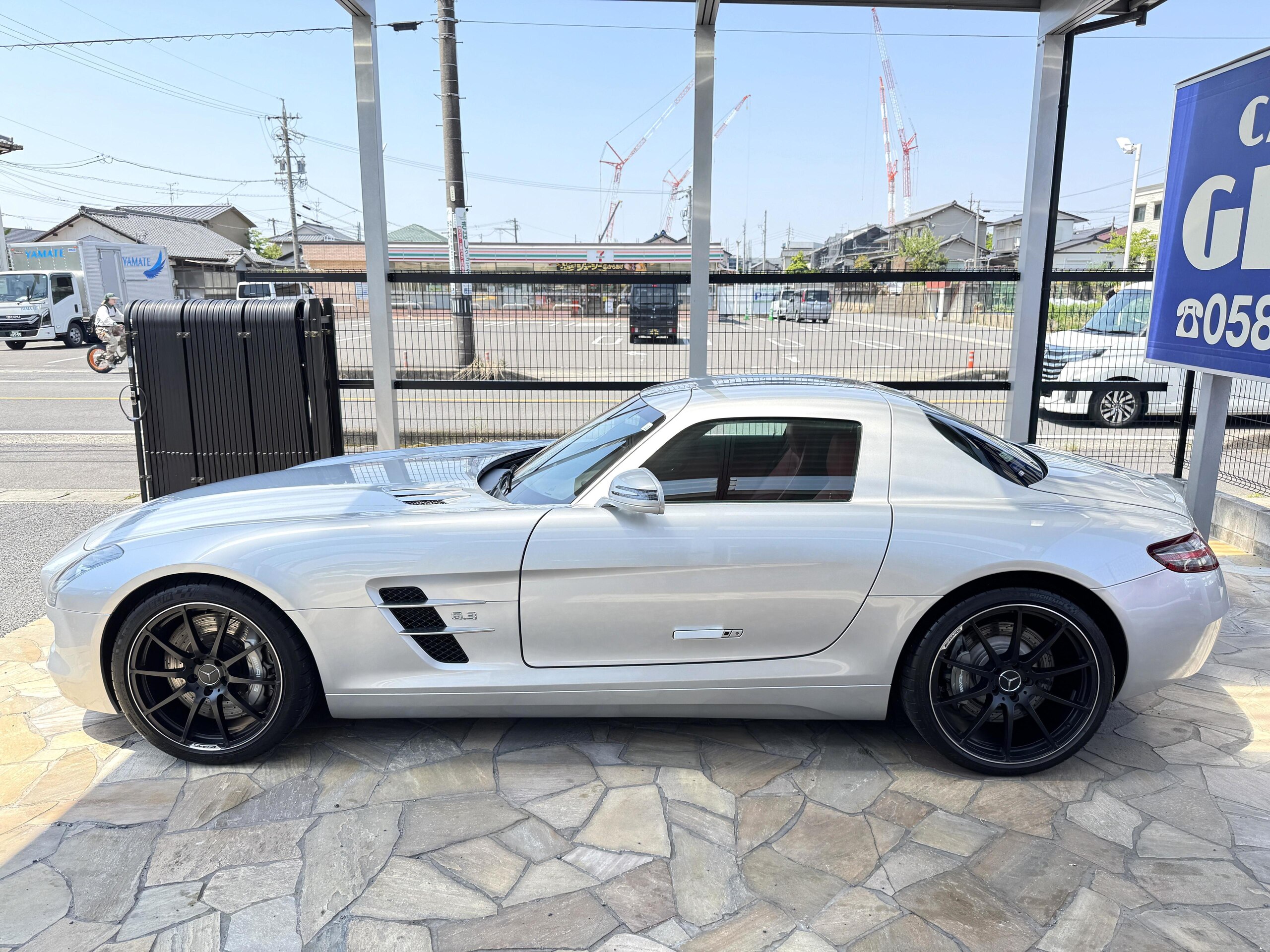 Mercedes Benz SLS AMG (photo: 5)