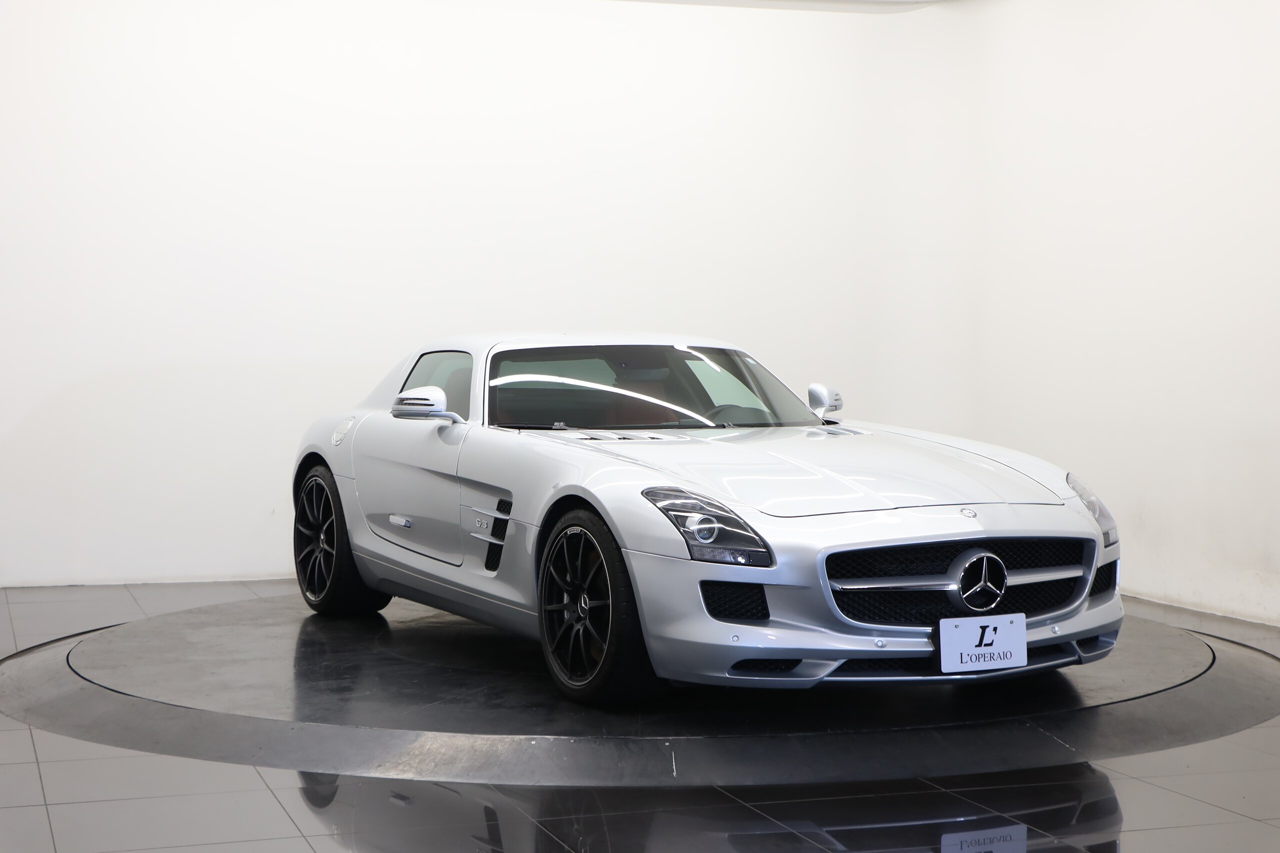 Mercedes Benz SLS AMG (photo: 3)