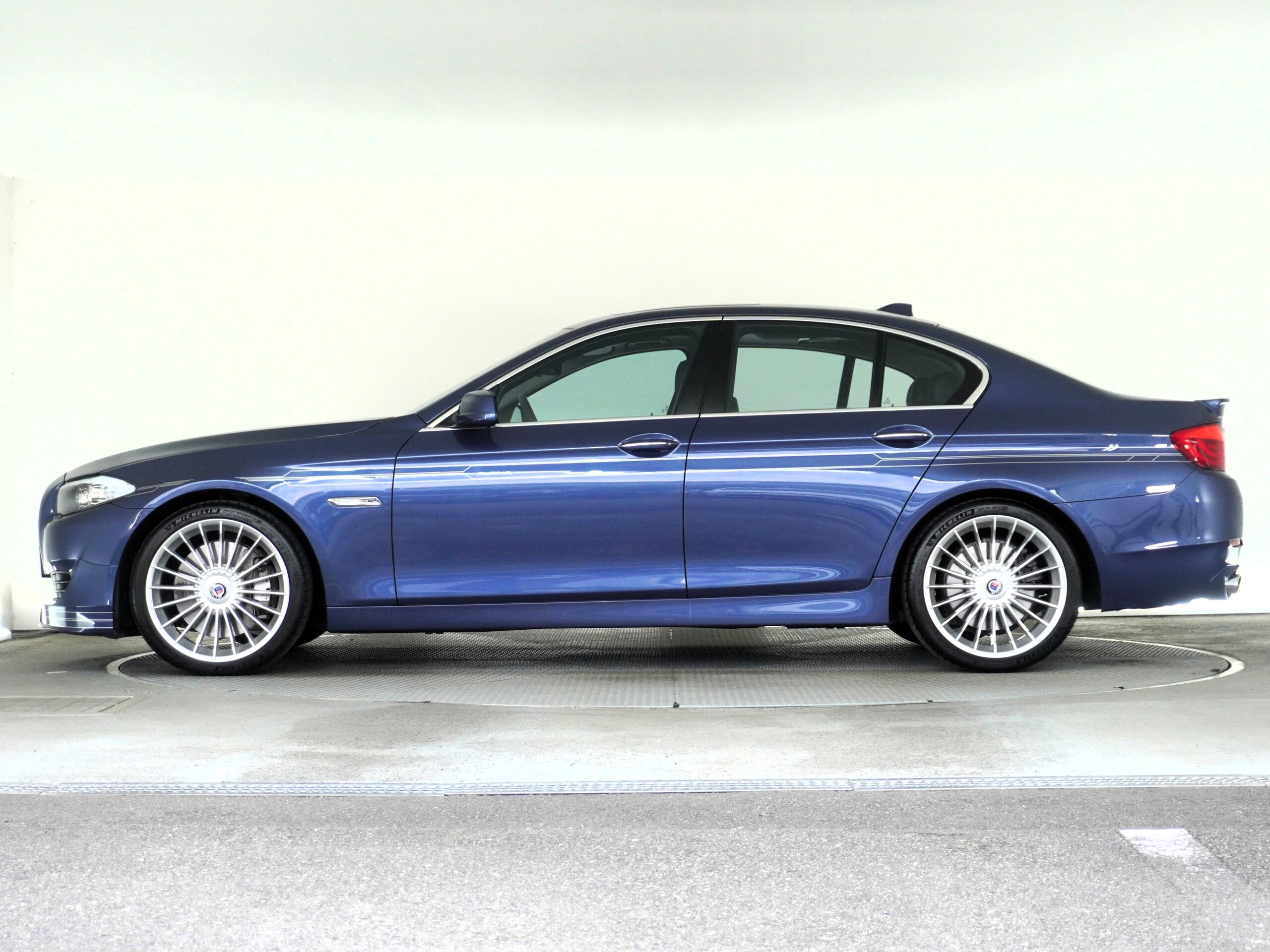 BMW Alpina B5 (photo: 4)