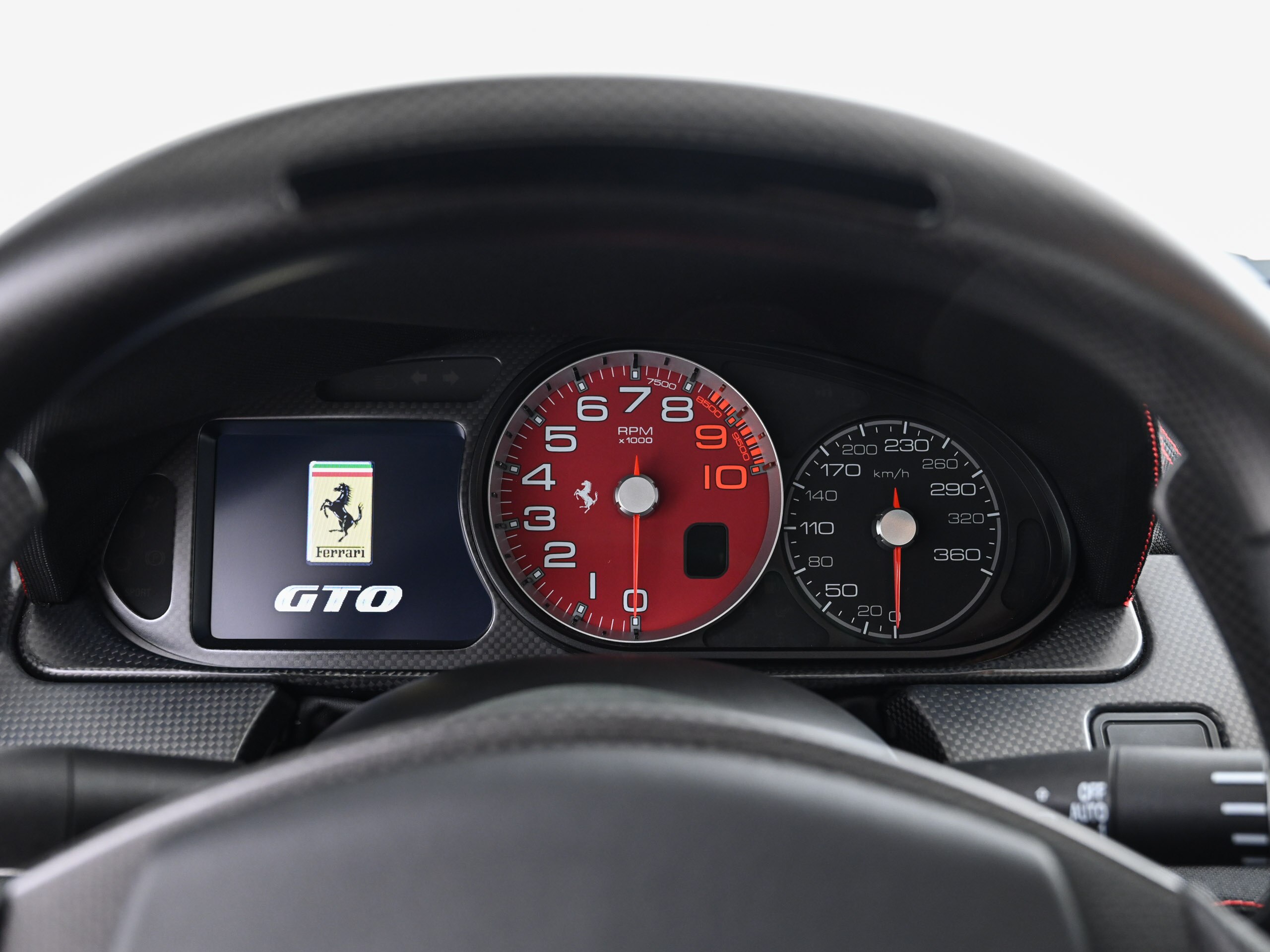 Ferrari 599GTO (photo: 10)