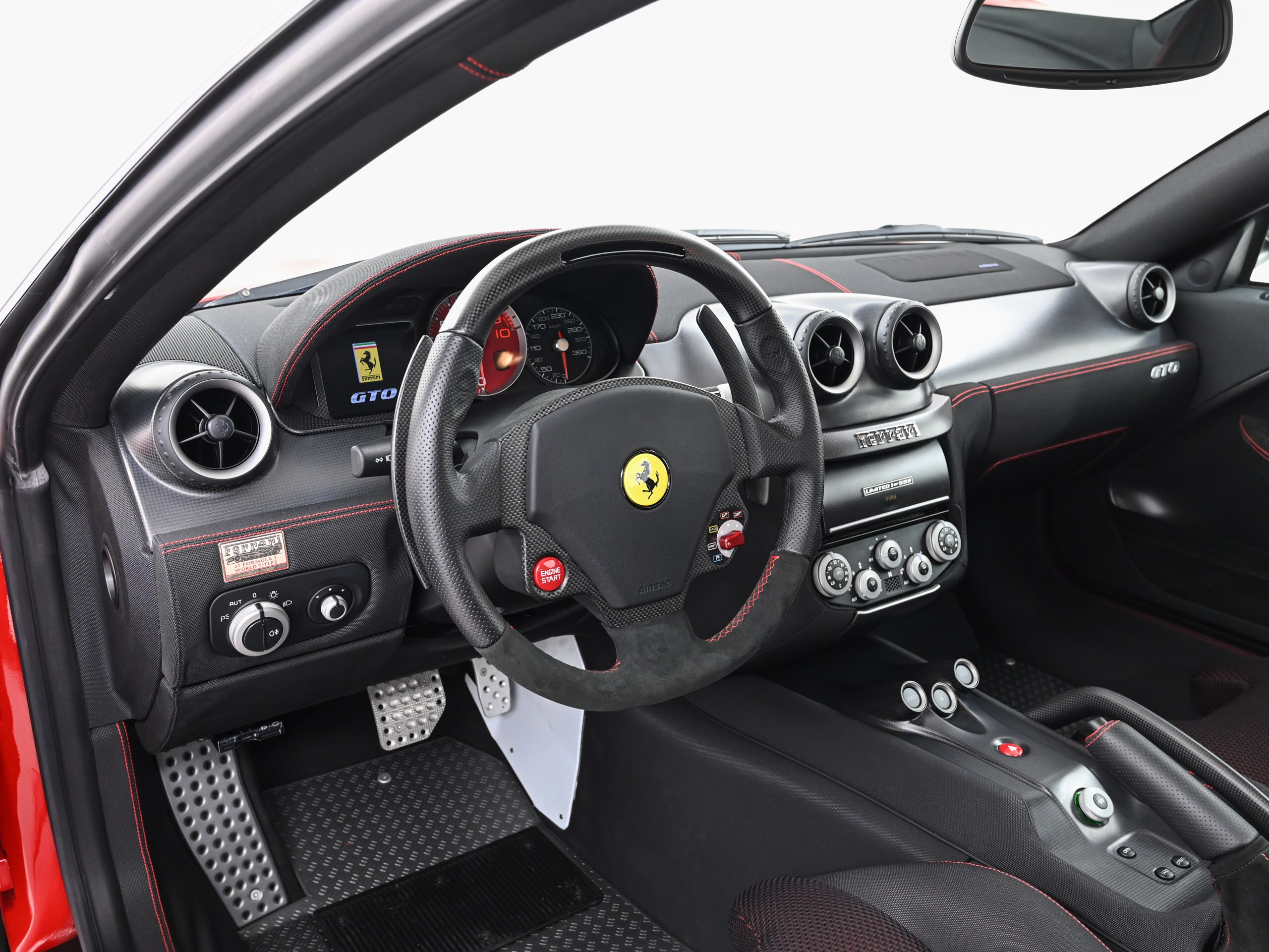 Ferrari 599GTO (photo: 5)