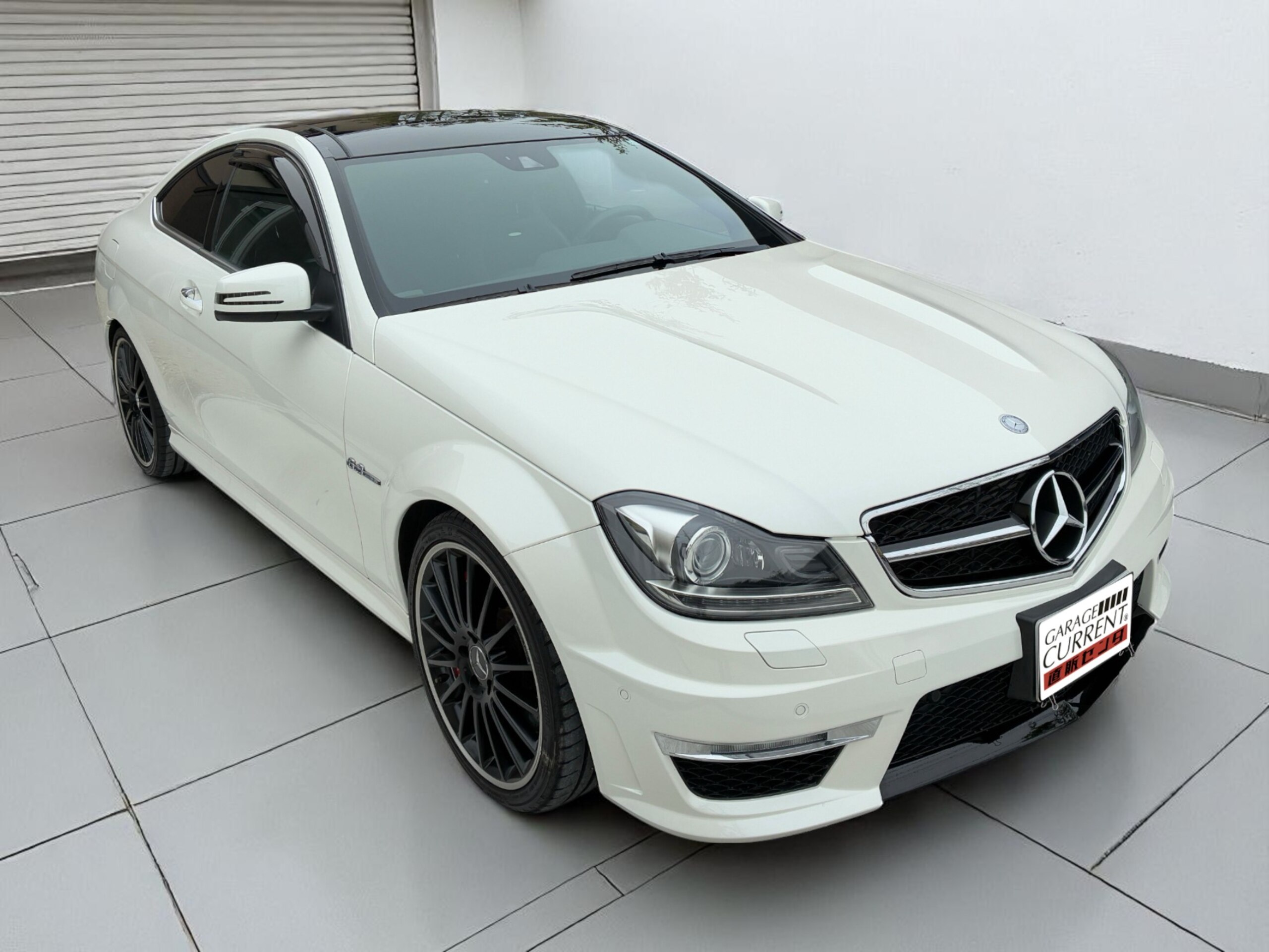 Mercedes Benz C63 AMG