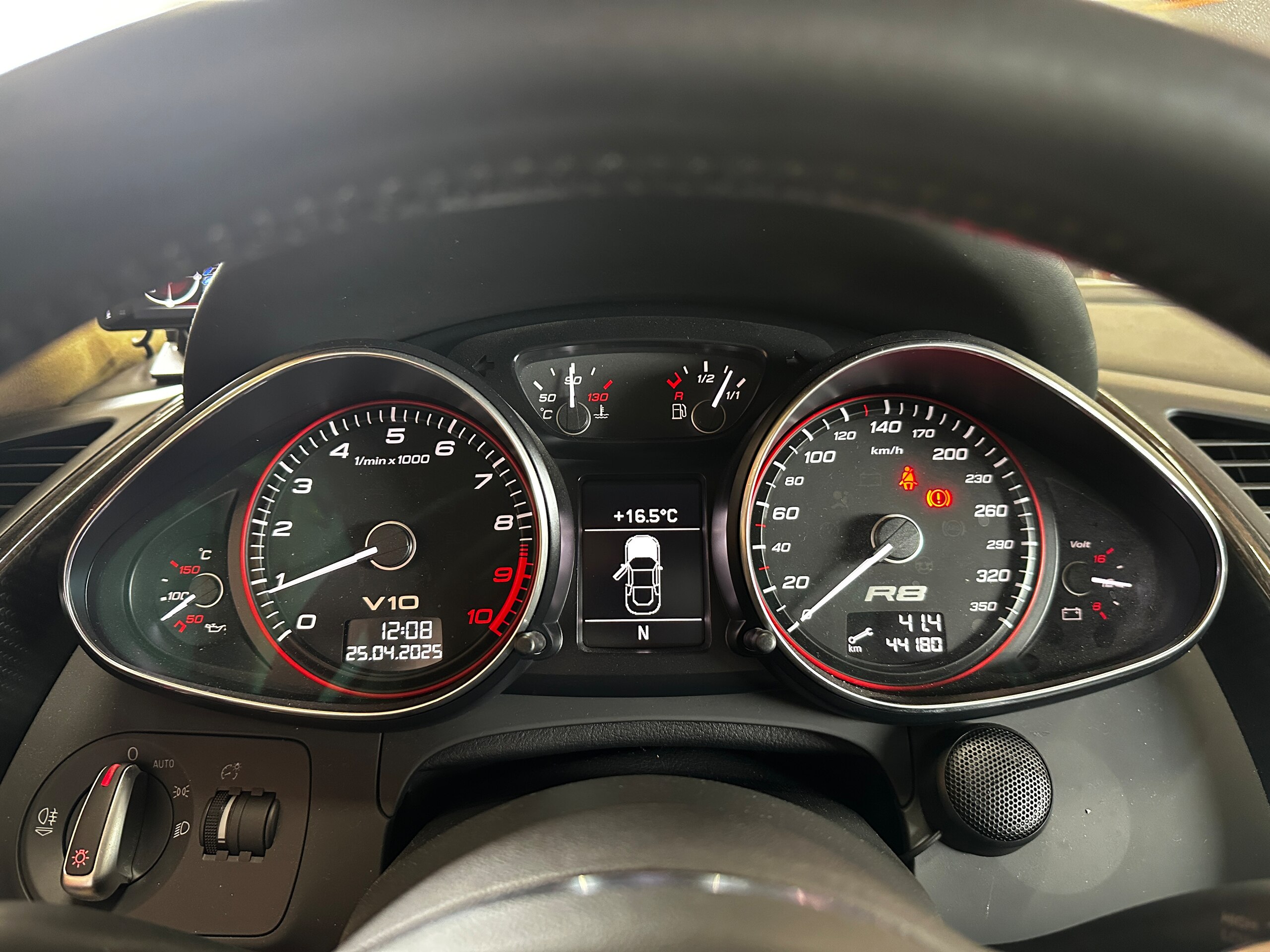 Audi R8 5.2 FSI Quattro (photo: 10)