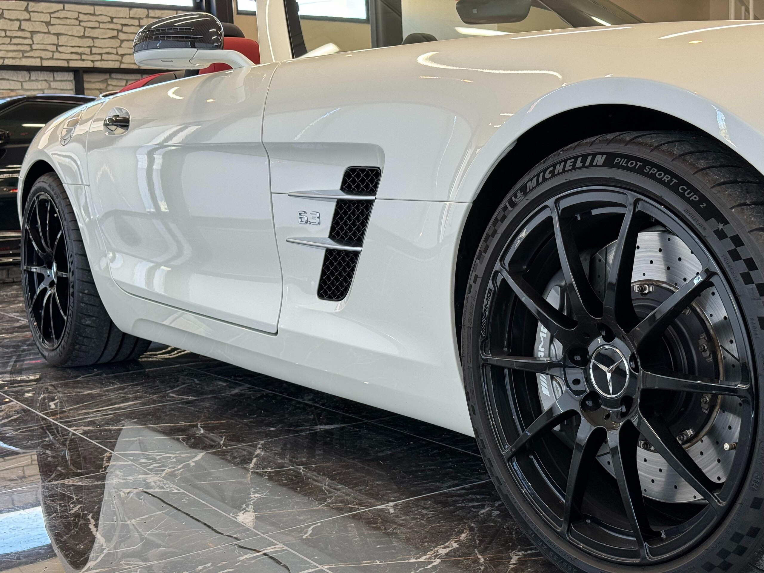 Mercedes Benz SLS AMG Roadster (photo: 9)