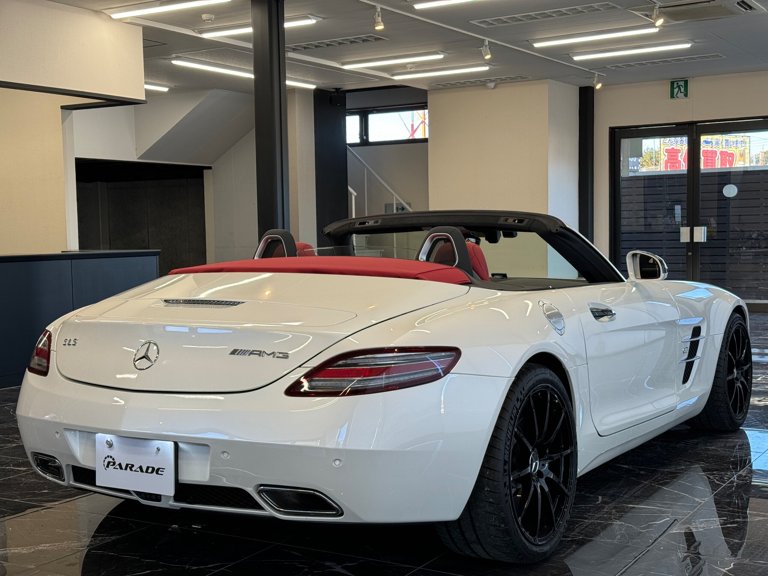 Mercedes Benz SLS AMG Roadster (photo: 8)