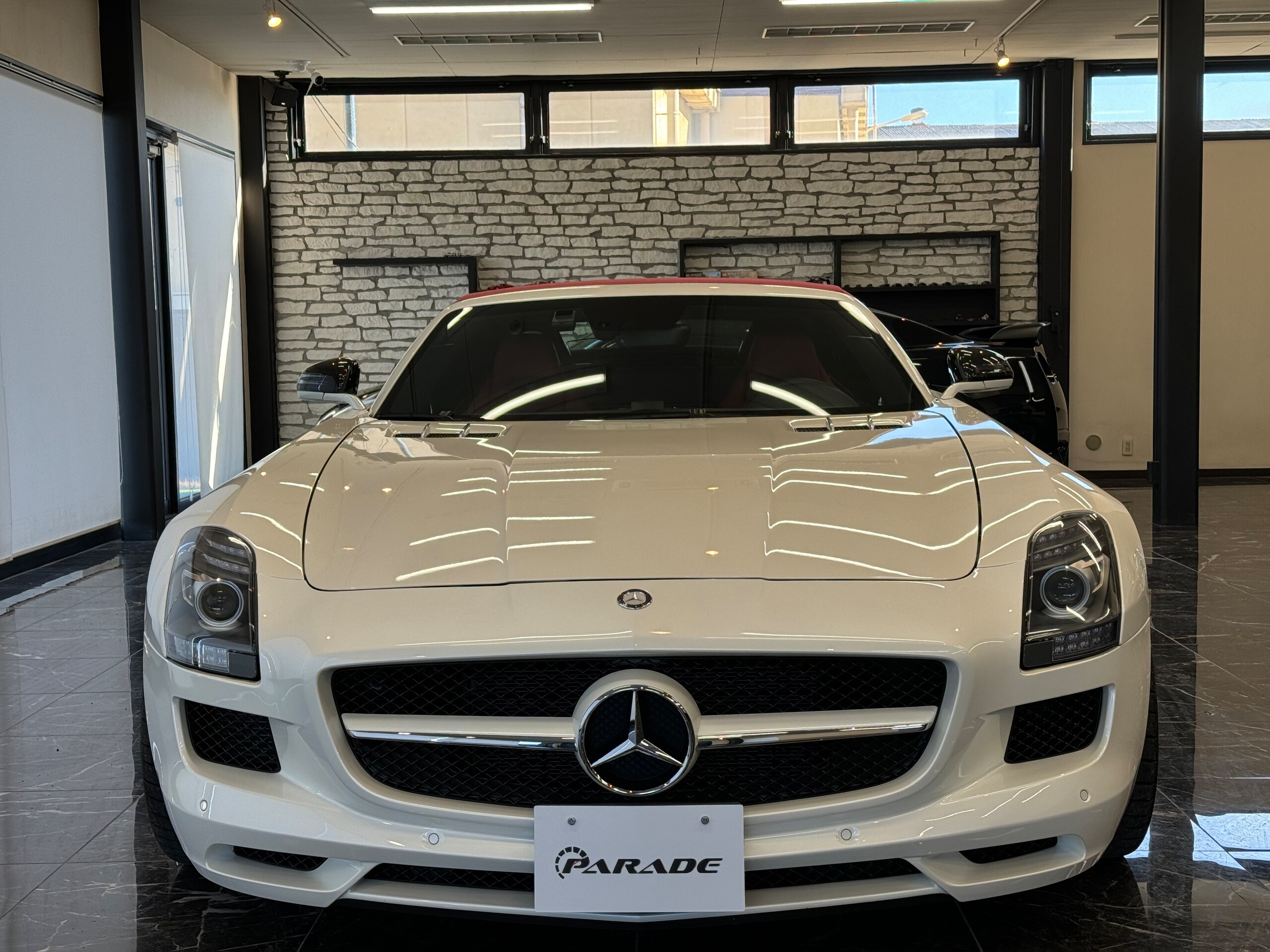 Mercedes Benz SLS AMG Roadster (photo: 1)