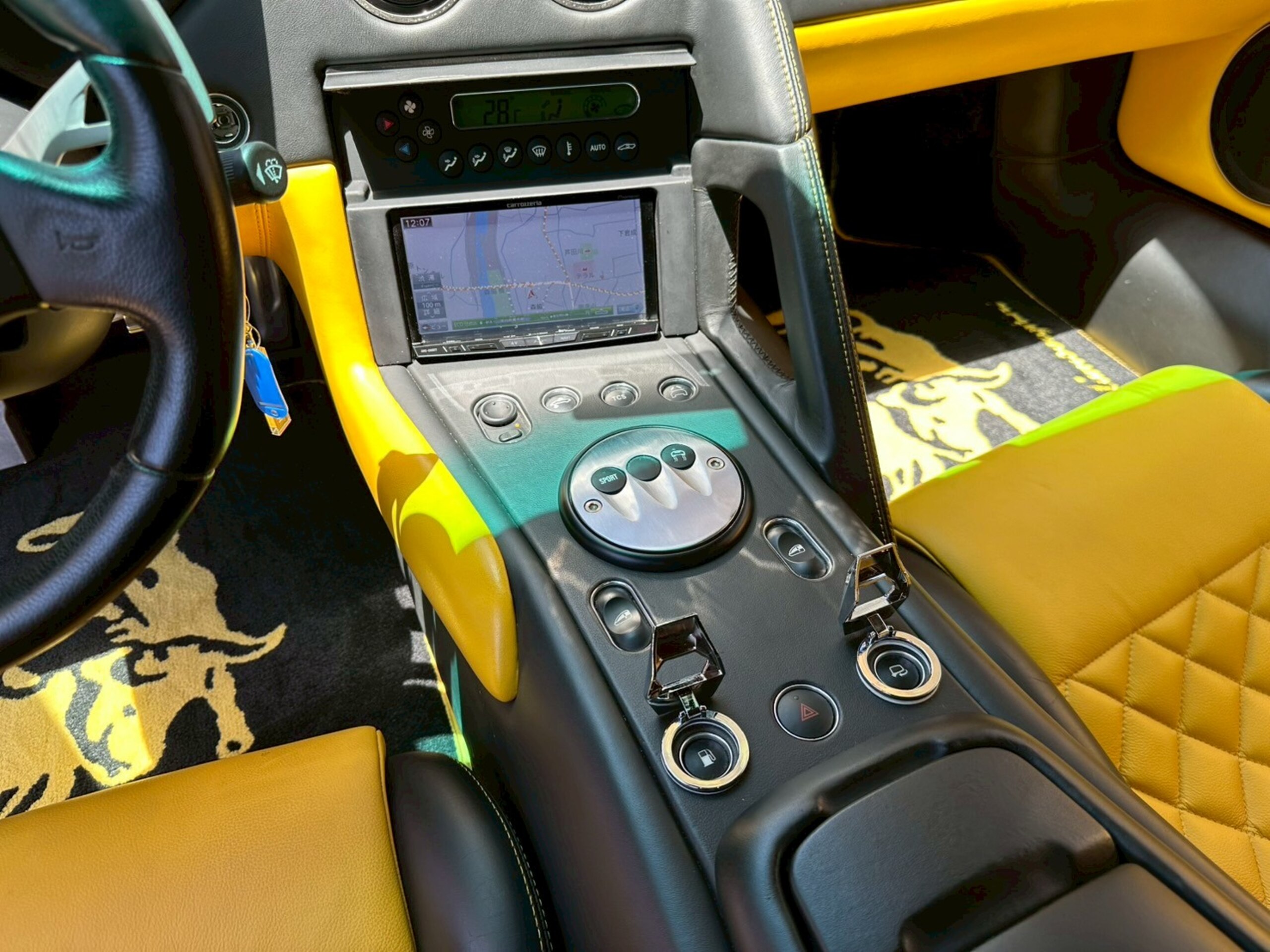 Lamborghini Murcielago LP640 (photo: 12)