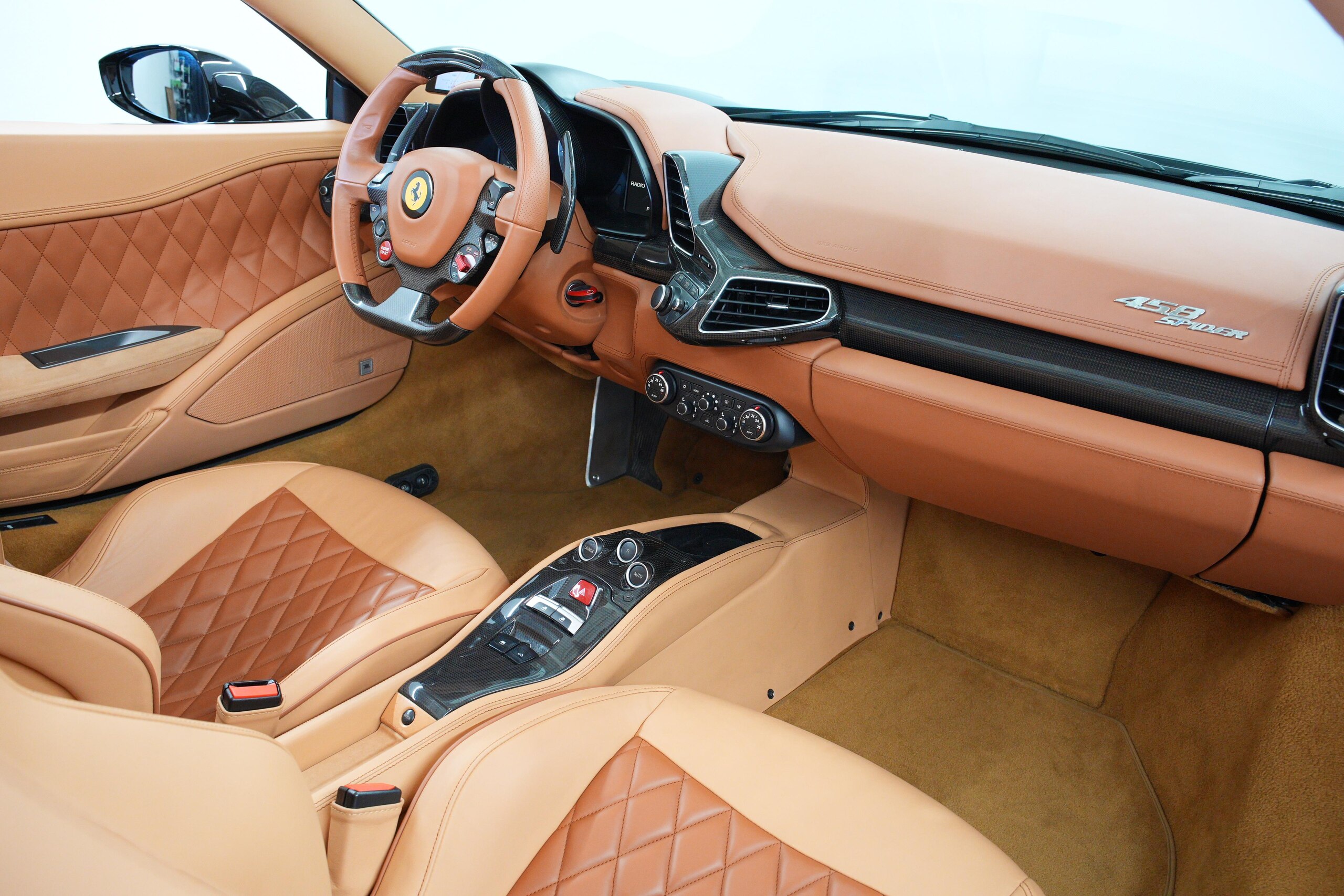 Ferrari 458 Spider (photo: 14)