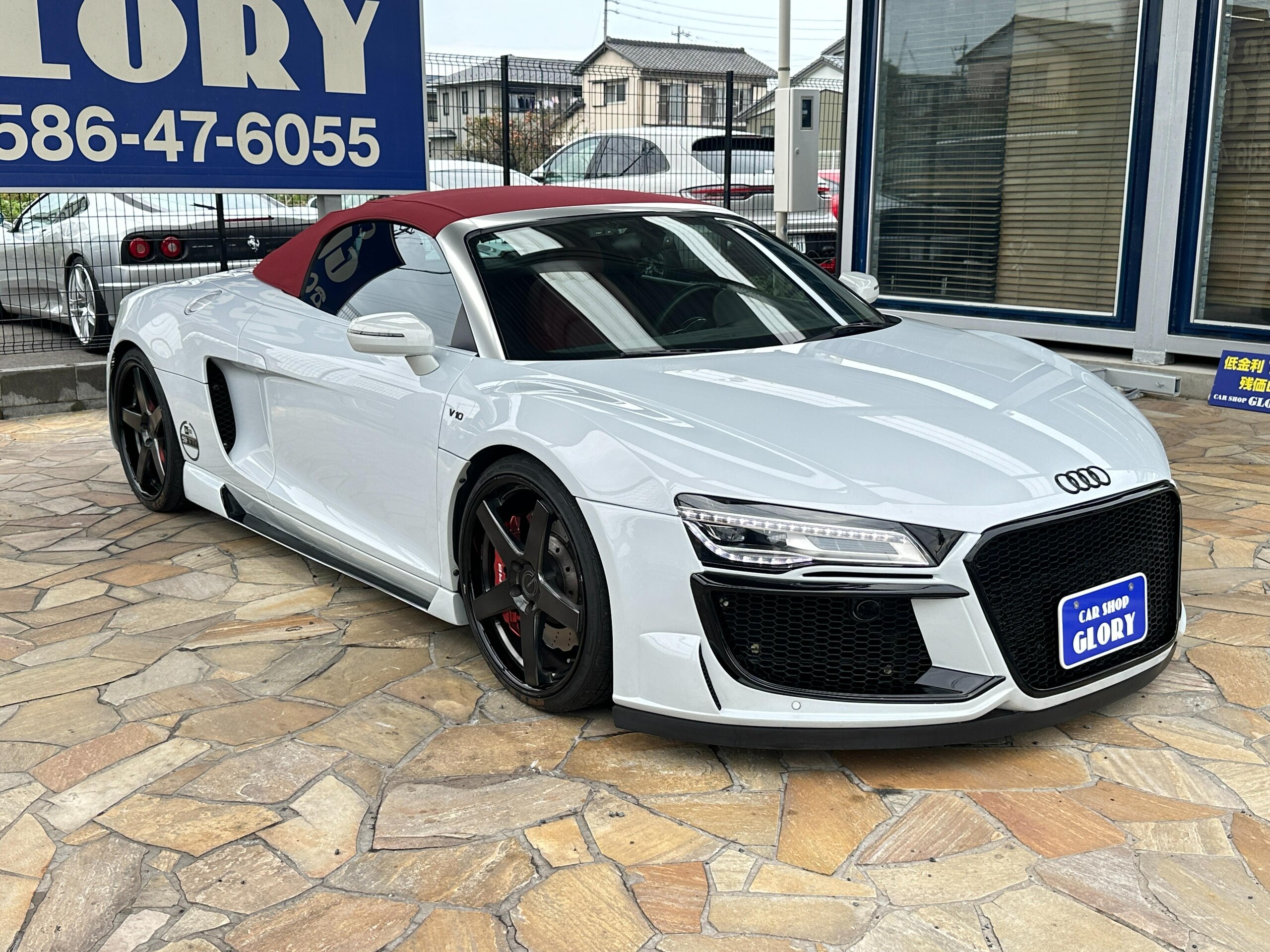 Audi R8 5.2 FSI Quattro (photo: 1)