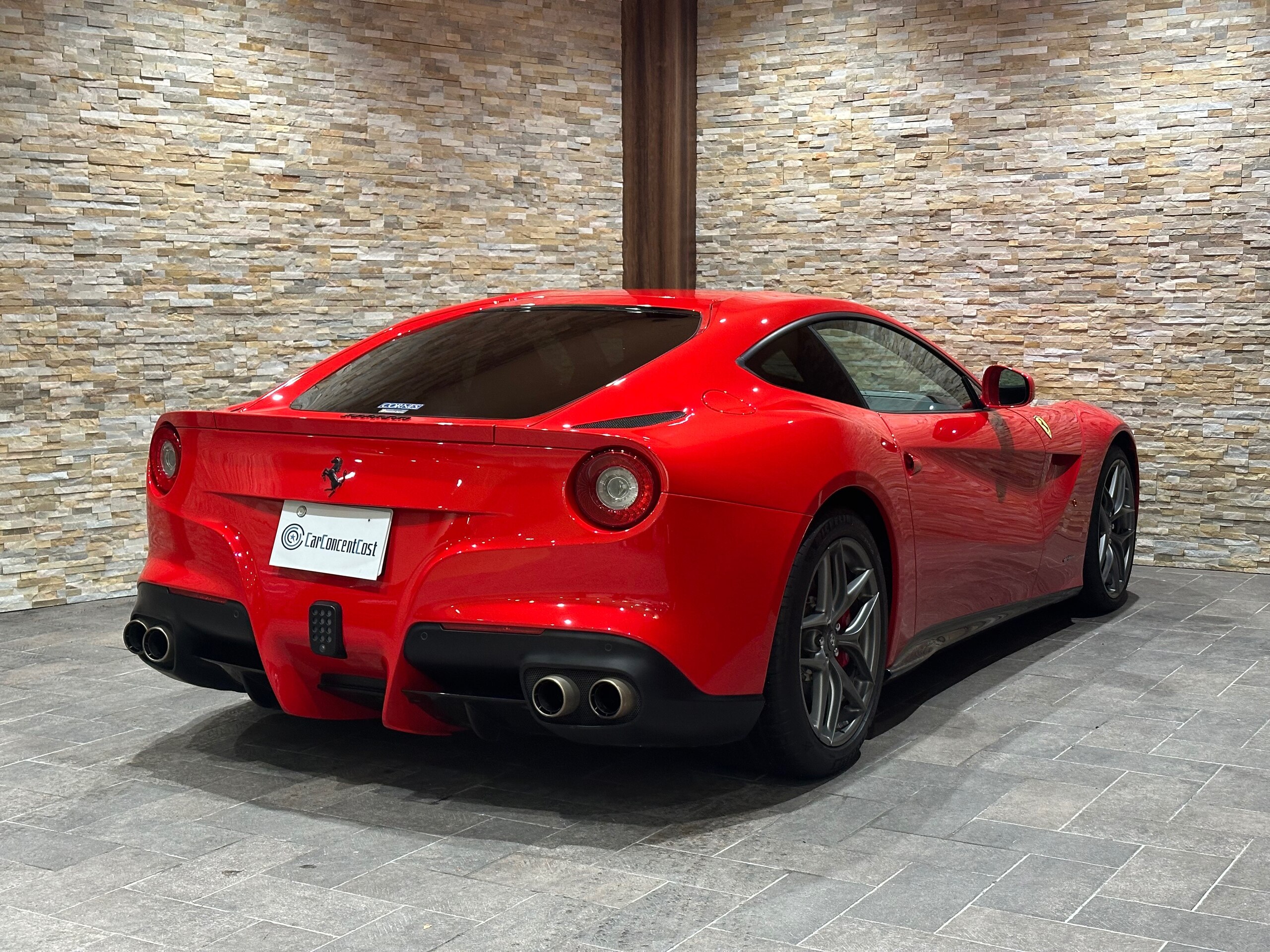 Ferrari F12 Berlinetta (photo: 5)
